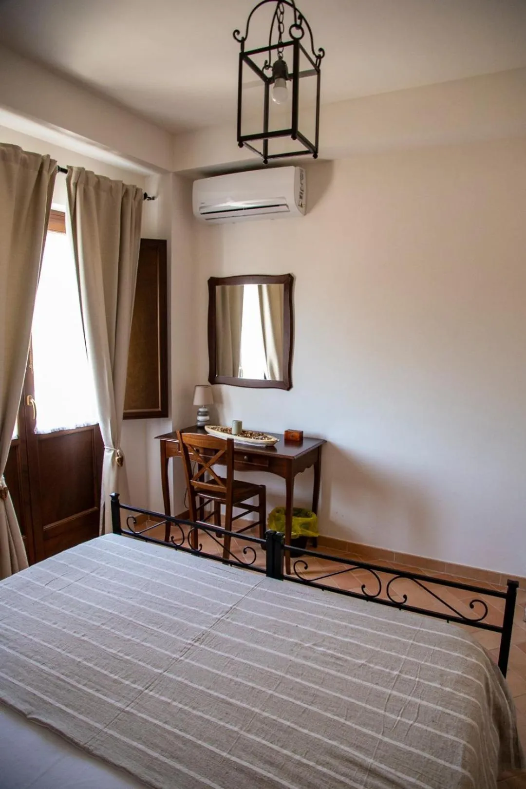 Bed in Convento San Bernardino