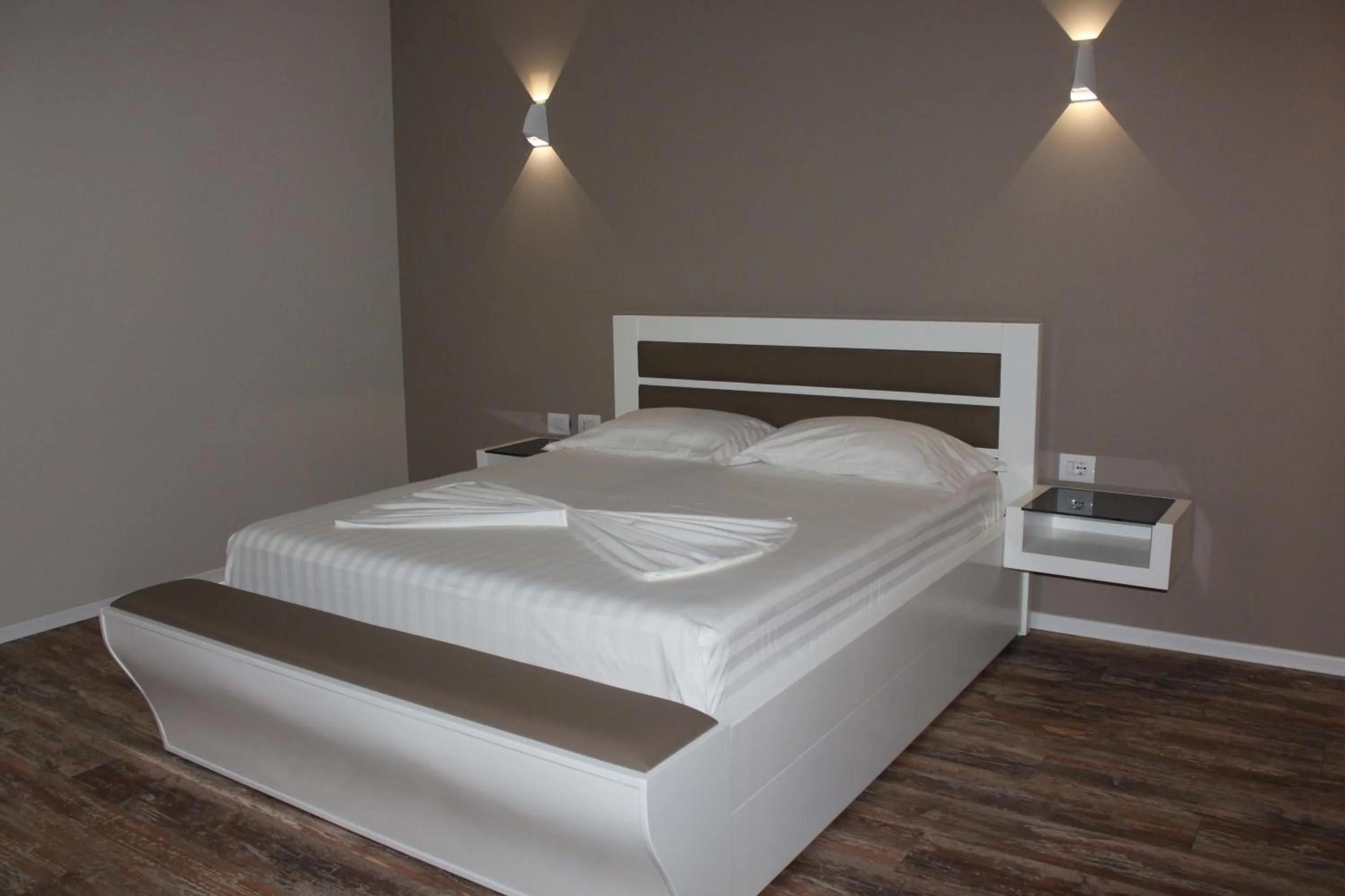 Bedroom, Bed in Palmanova Beach Mardok