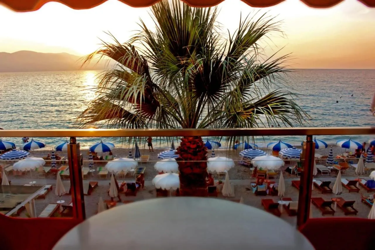 Beach in Palmanova Beach Mardok