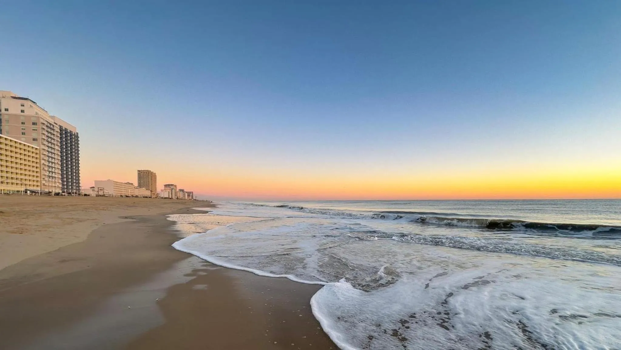 Beach in Aquarius Oceanfront Hotel