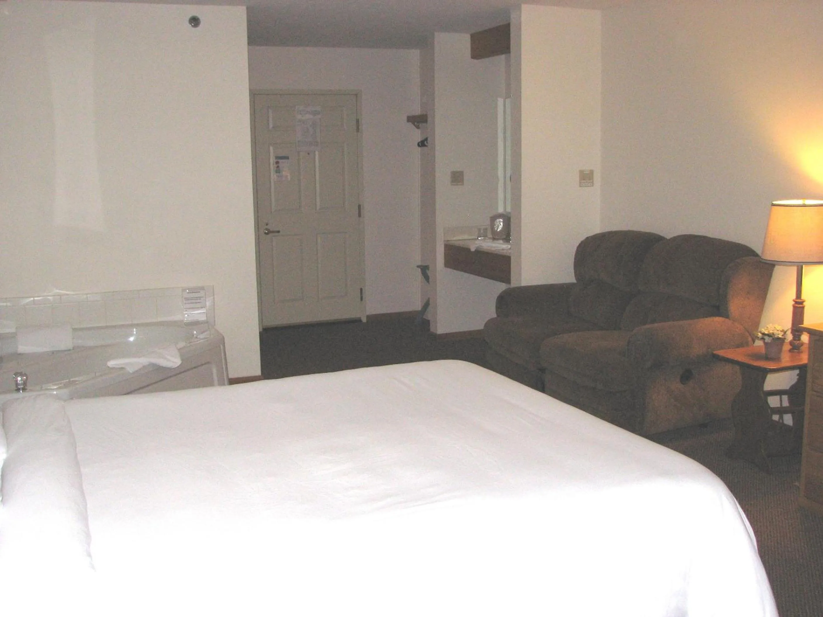 Bed in Brook Pointe Resort