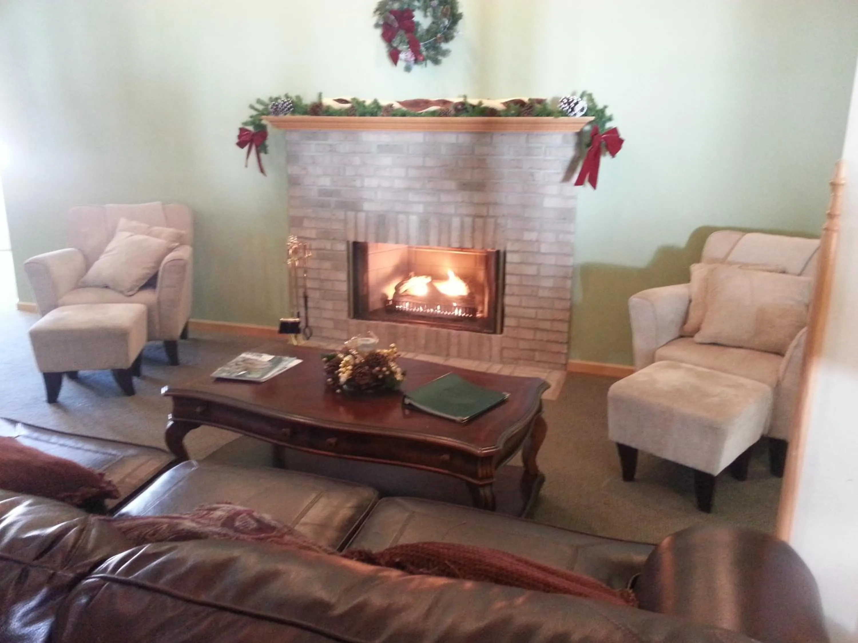 Communal lounge/ TV room in Brook Pointe Resort