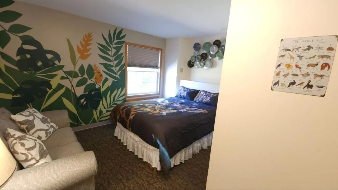 Bed in Brook Pointe Resort