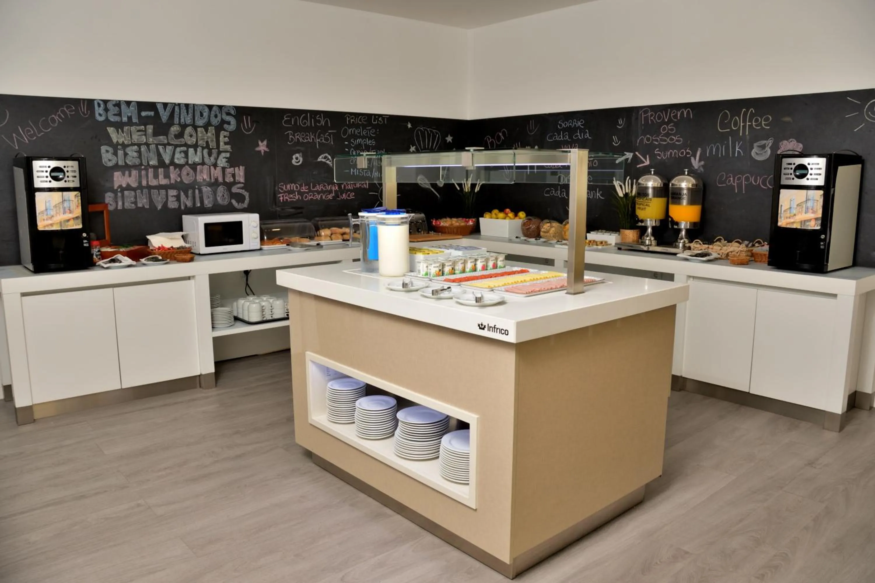 Continental breakfast in Hotel Sol Algarve by Kavia