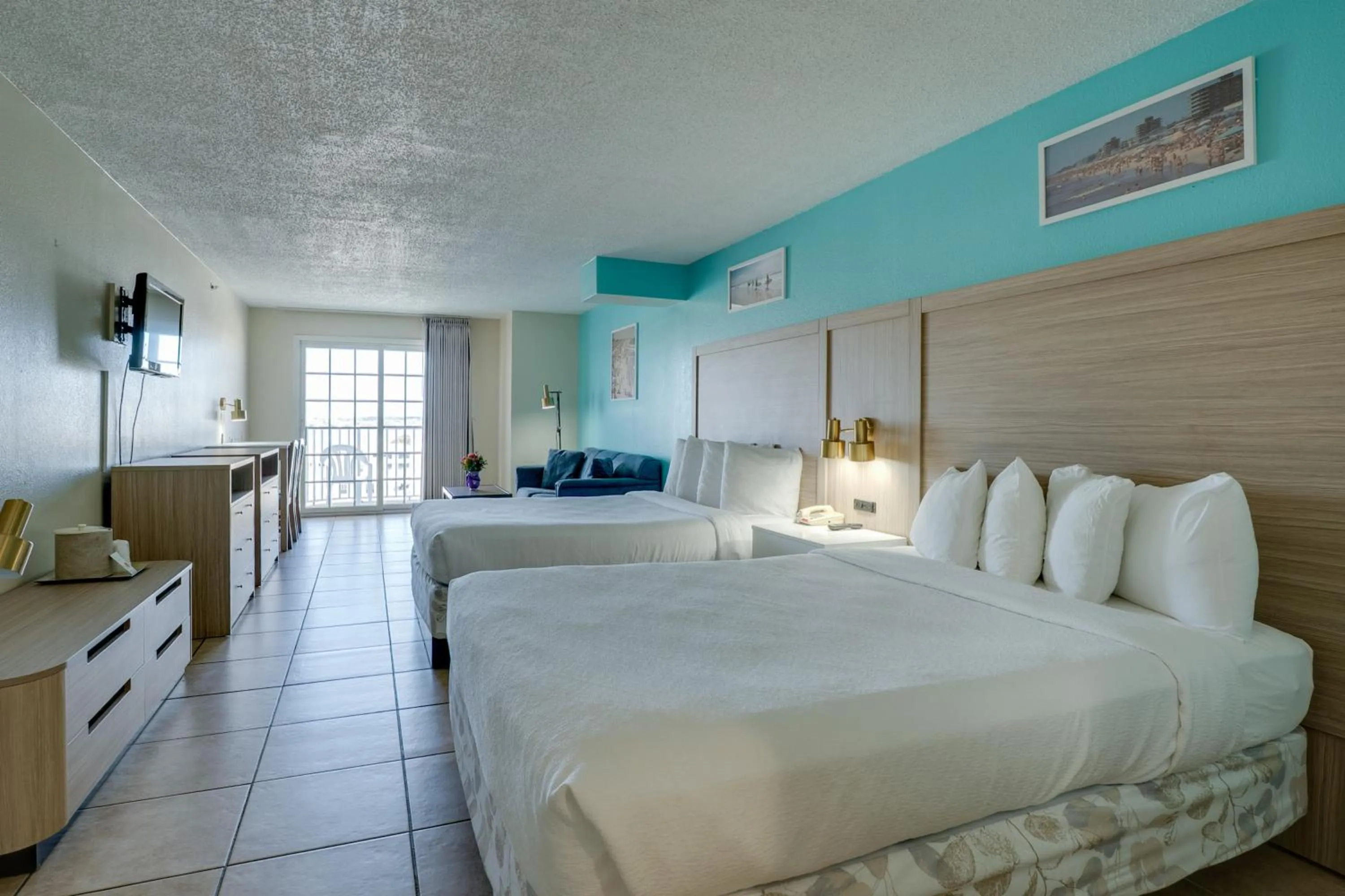 Bedroom, Bed in Paradise Plaza Inn