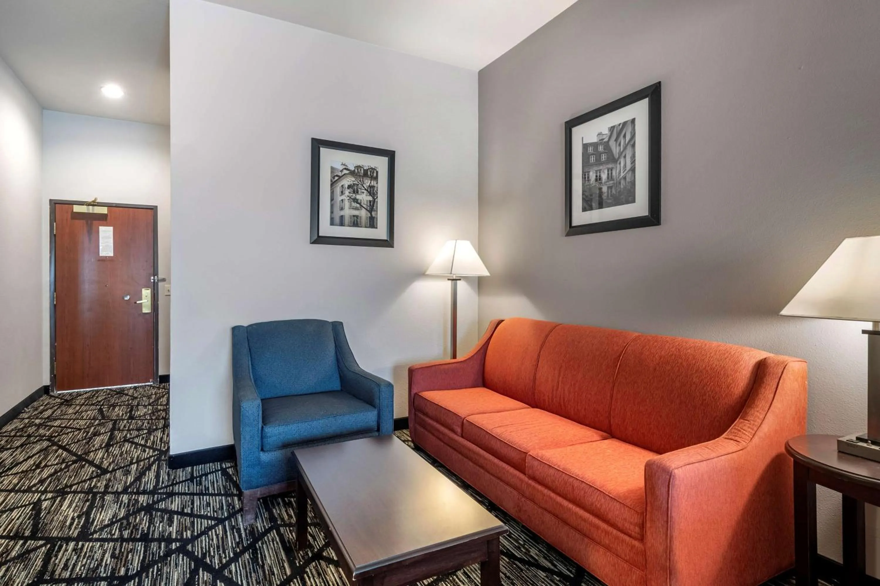 Living room in Best Western Plus McKinney Inn and Suites
