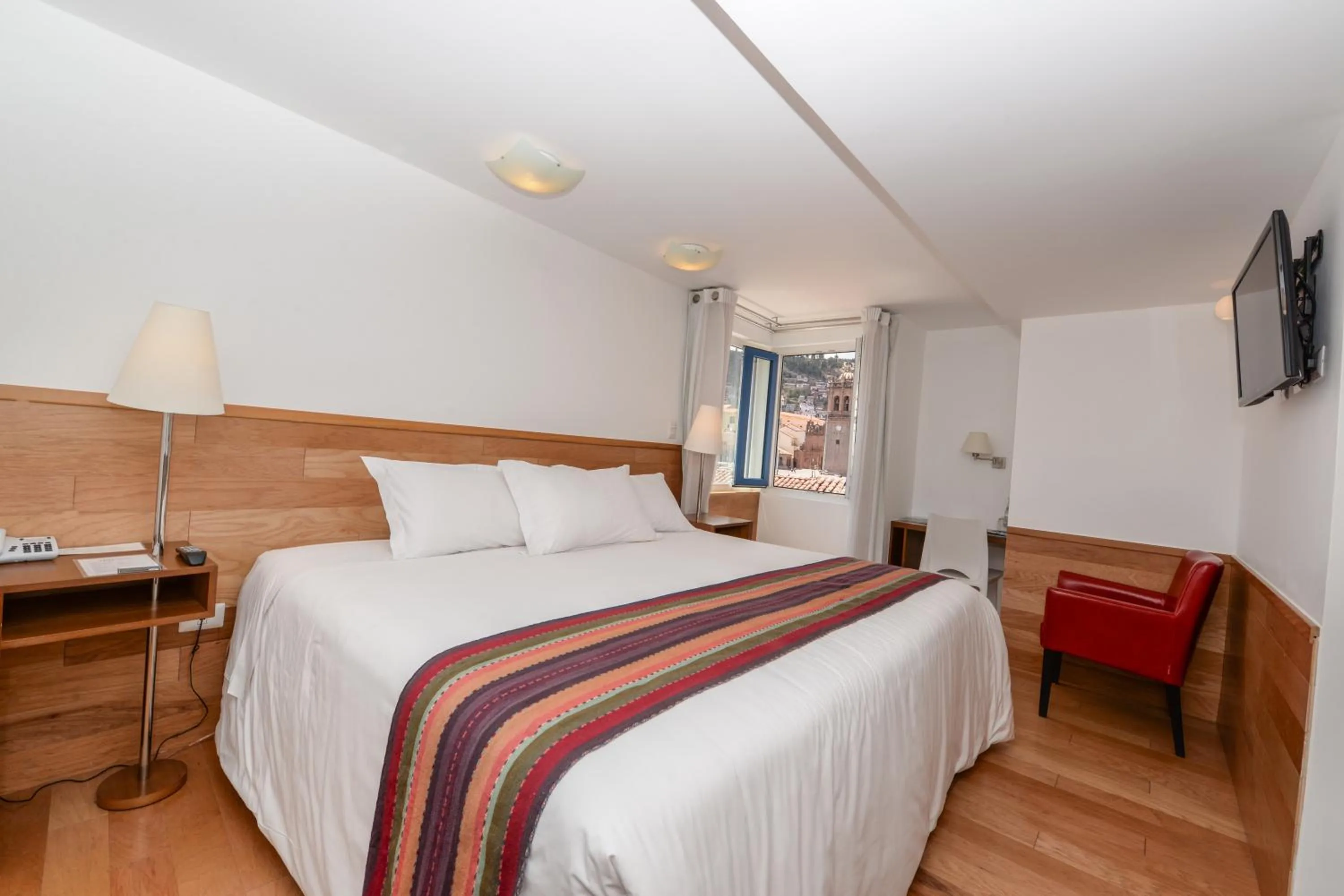 Photo of the whole room, Bed in Hotel Plaza de Armas Cusco