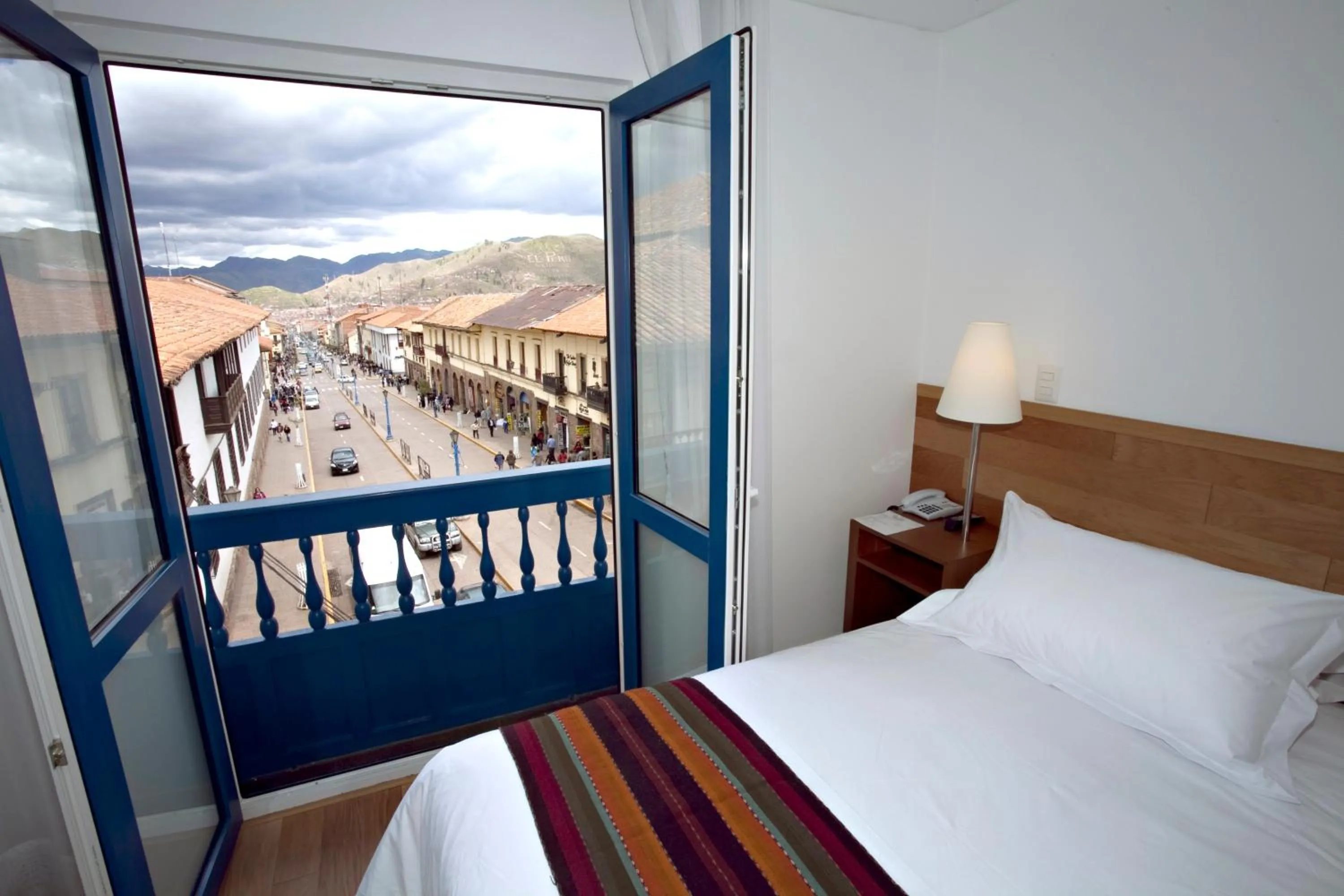View (from property/room), Bed in Hotel Plaza de Armas Cusco