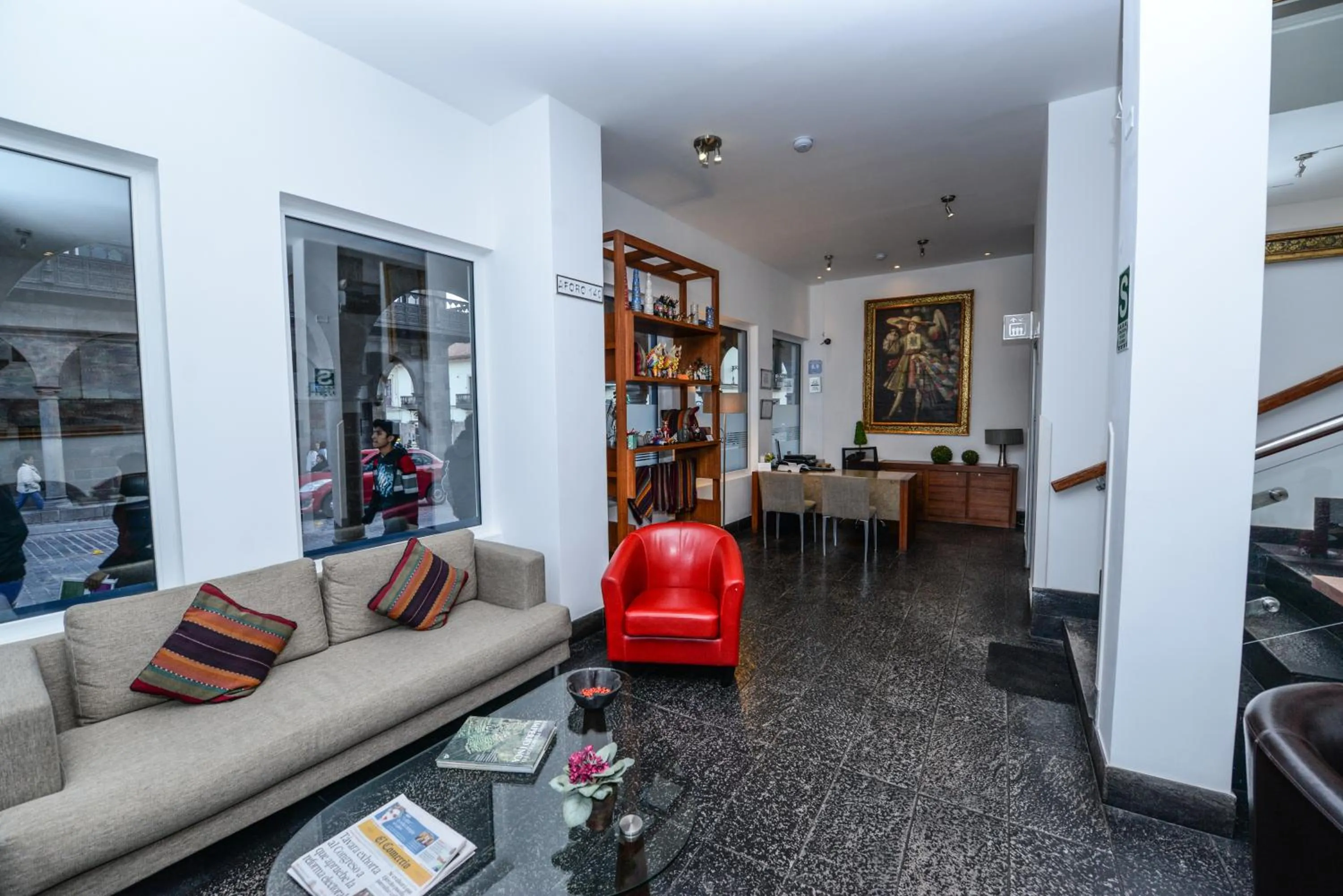 Communal lounge/ TV room in Hotel Plaza de Armas Cusco