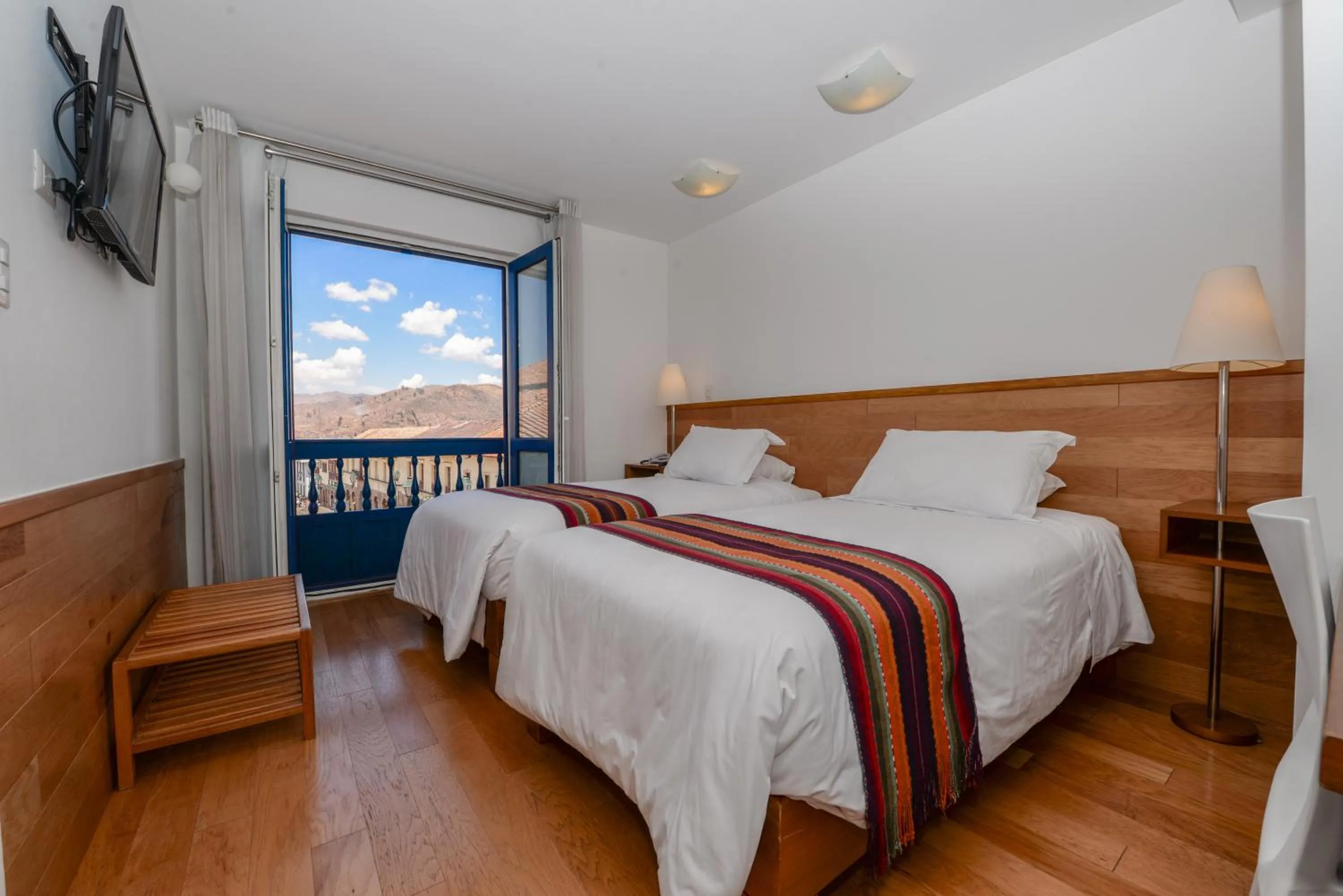 Photo of the whole room, Bed in Hotel Plaza de Armas Cusco