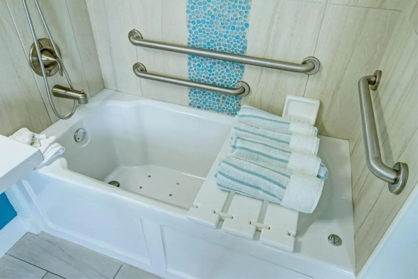 Bathroom in Grand Seas by Exploria Resorts