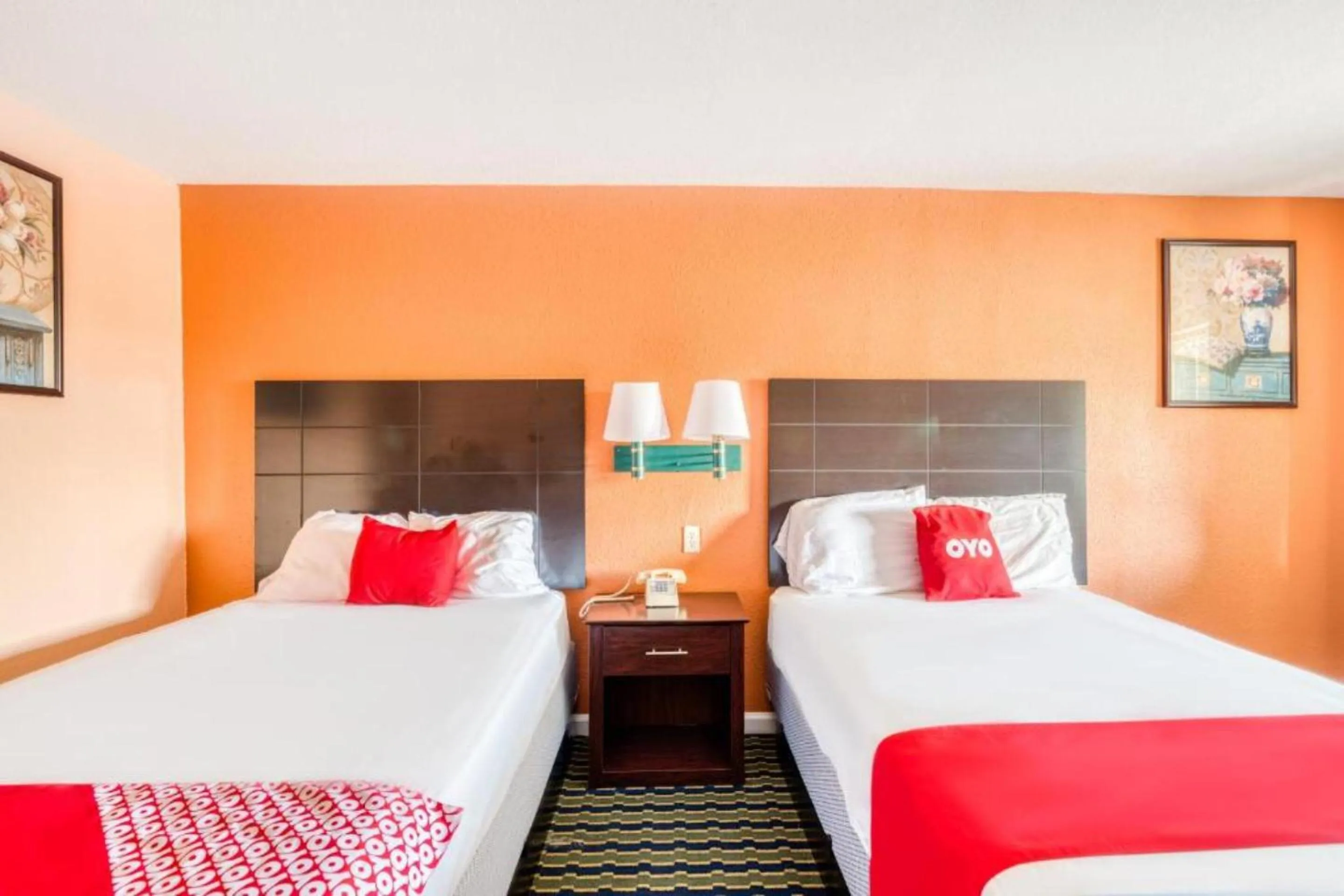 Bedroom in OYO Hotel Channelview I-10