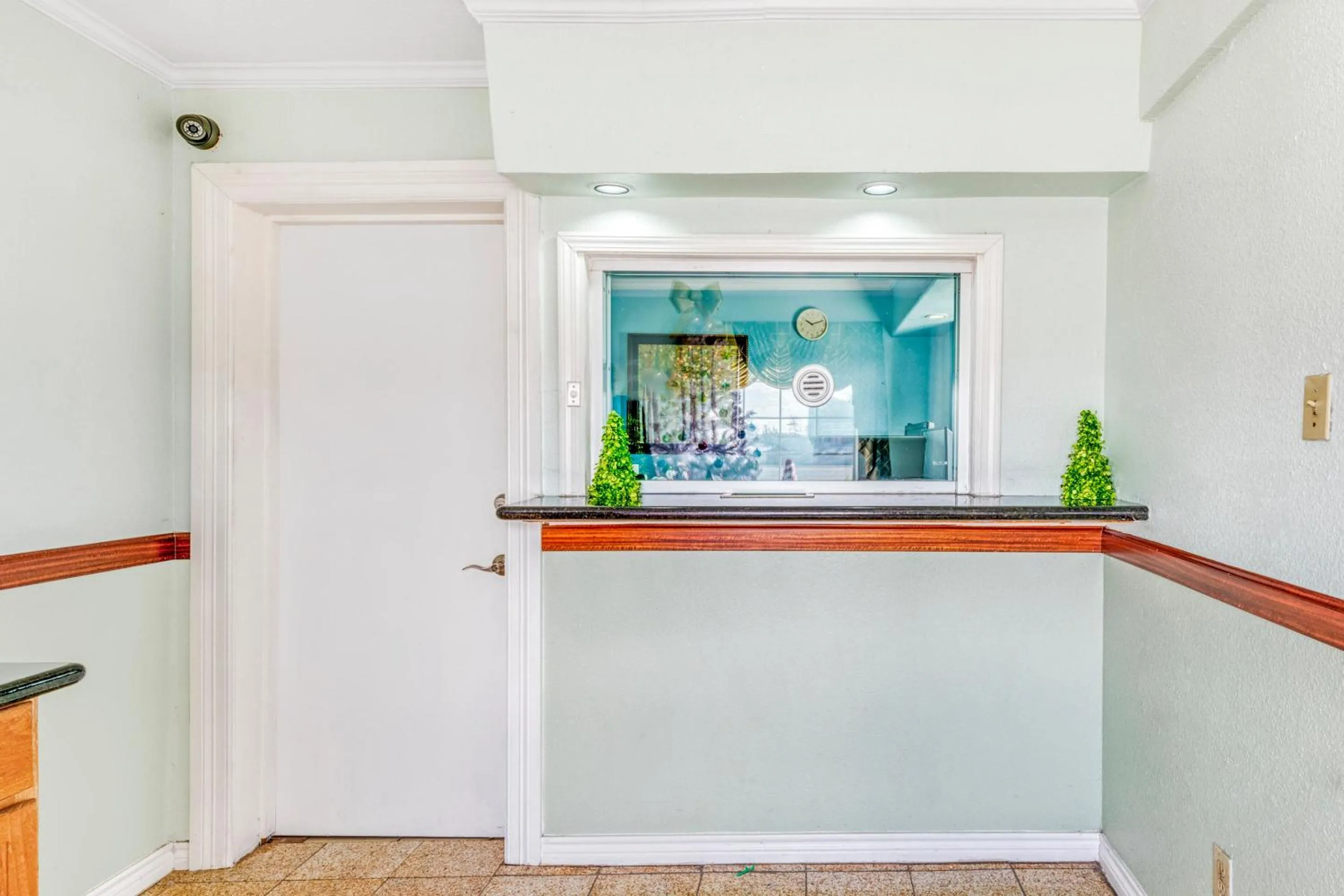 Lobby or reception in OYO Hotel Channelview I-10