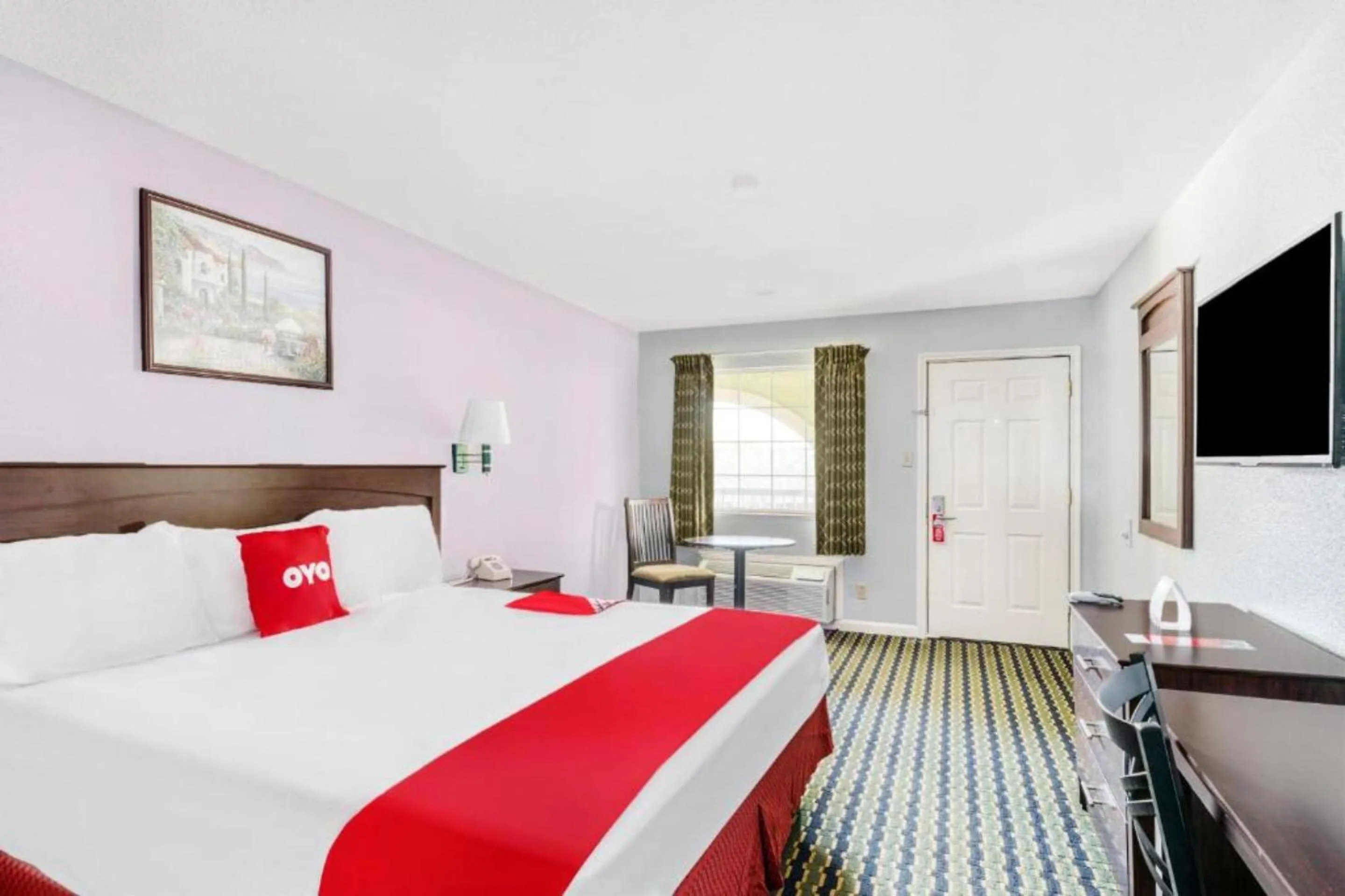 Bedroom in OYO Hotel Channelview I-10