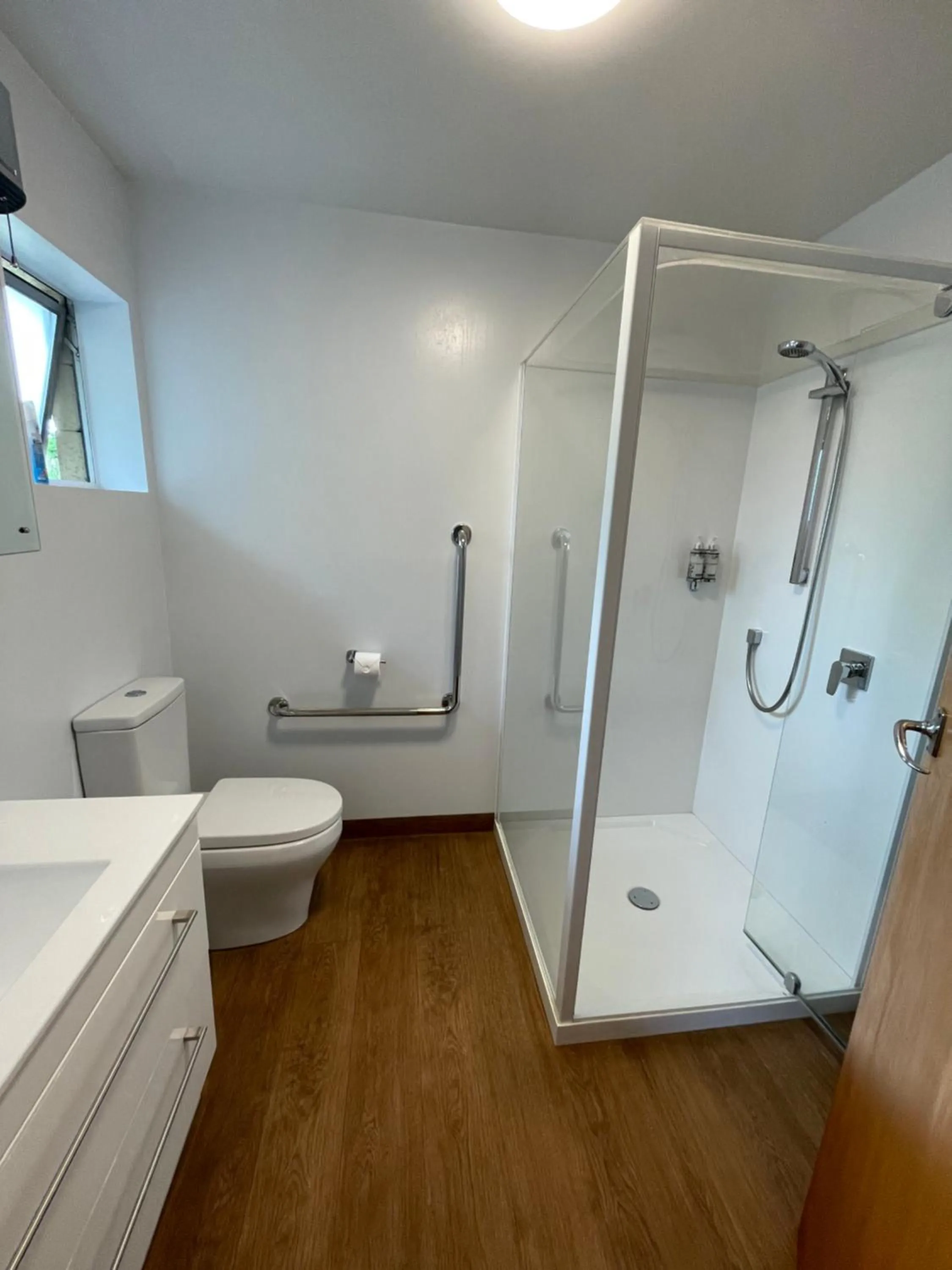 Shower in Alexandra Motor Lodge NZ