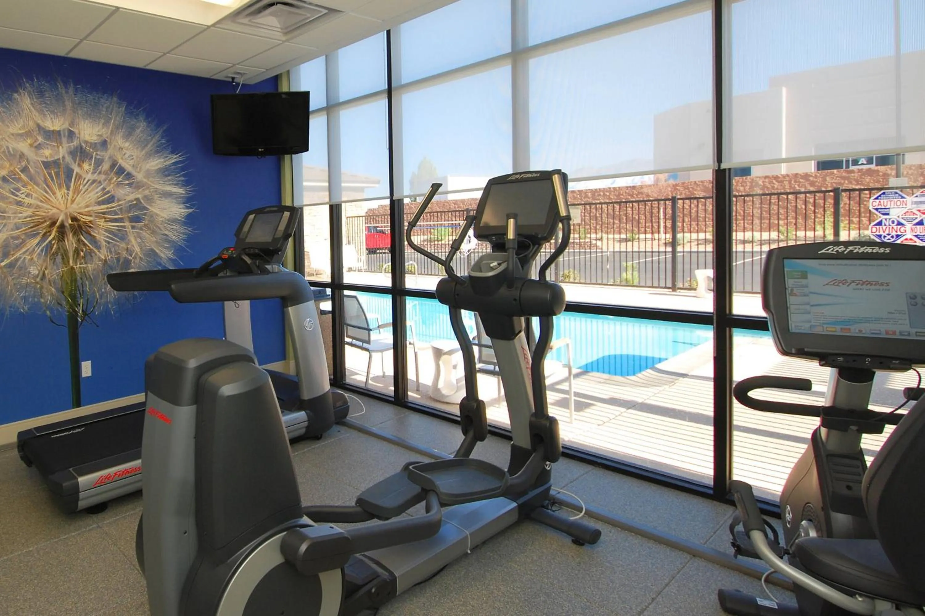 Fitness centre/facilities in SpringHill Suites by Marriott Las Vegas North Speedway