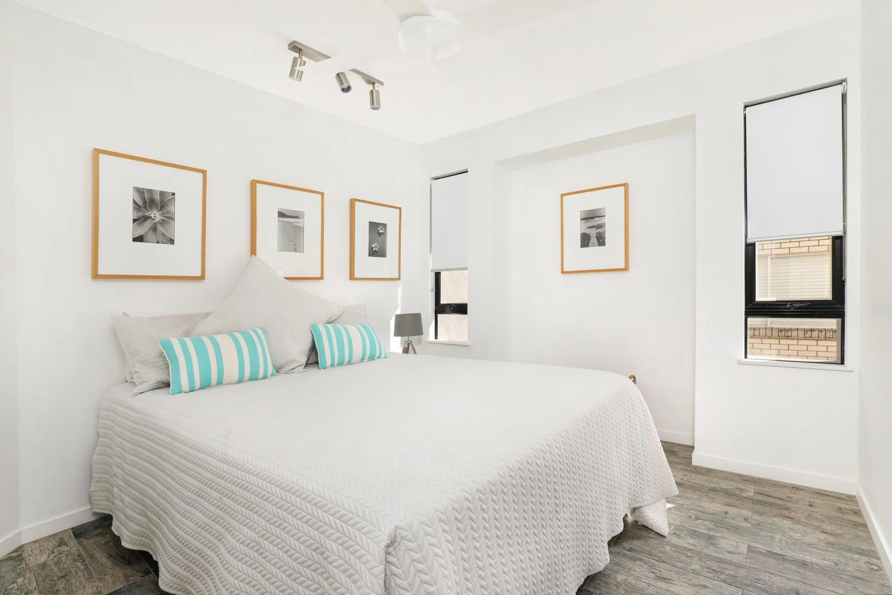 Shower, Bed in Spinnaker Quays