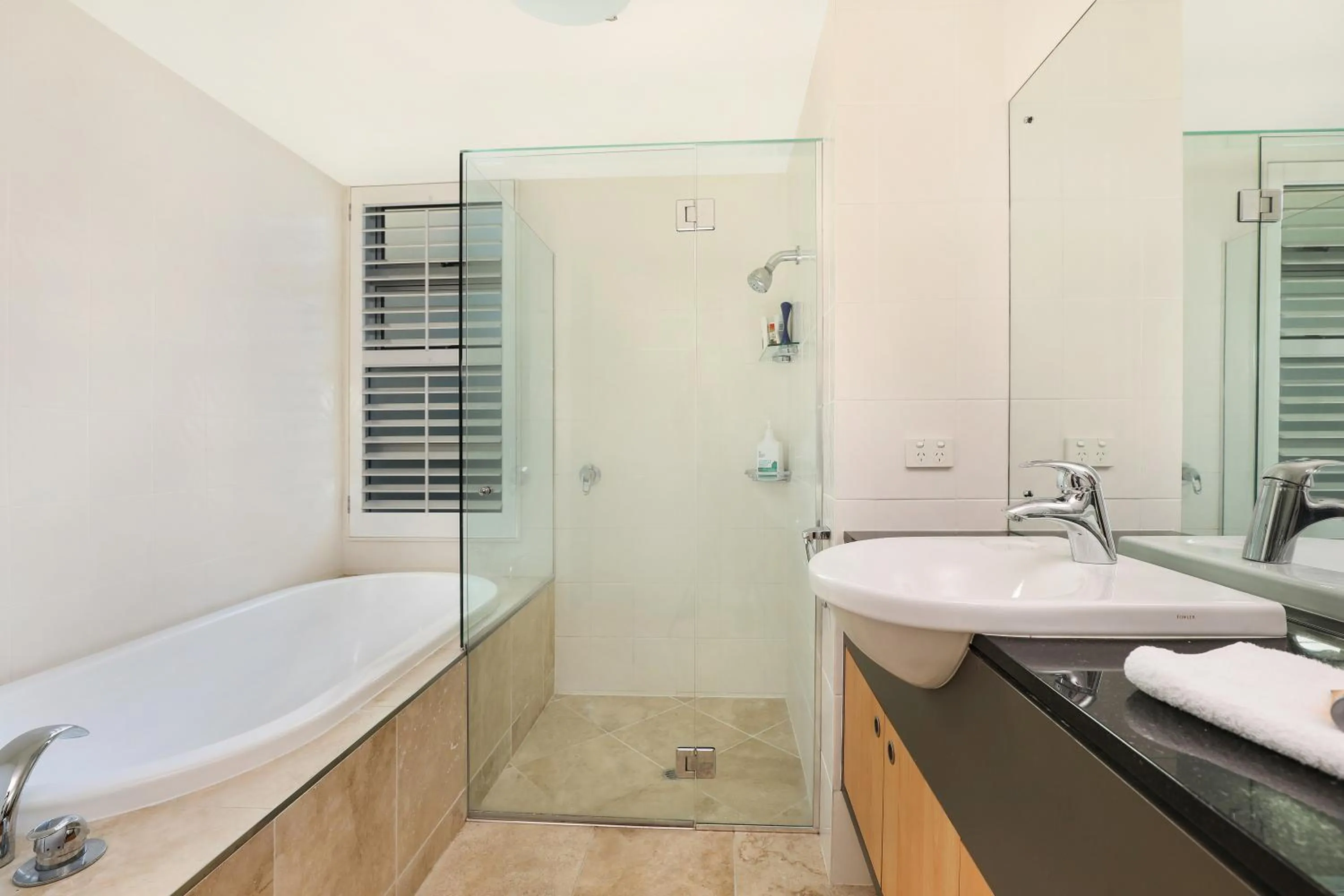 Bathroom in Spinnaker Quays