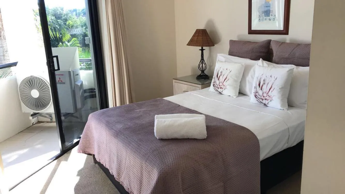 Bedroom, Bed in Spinnaker Quays