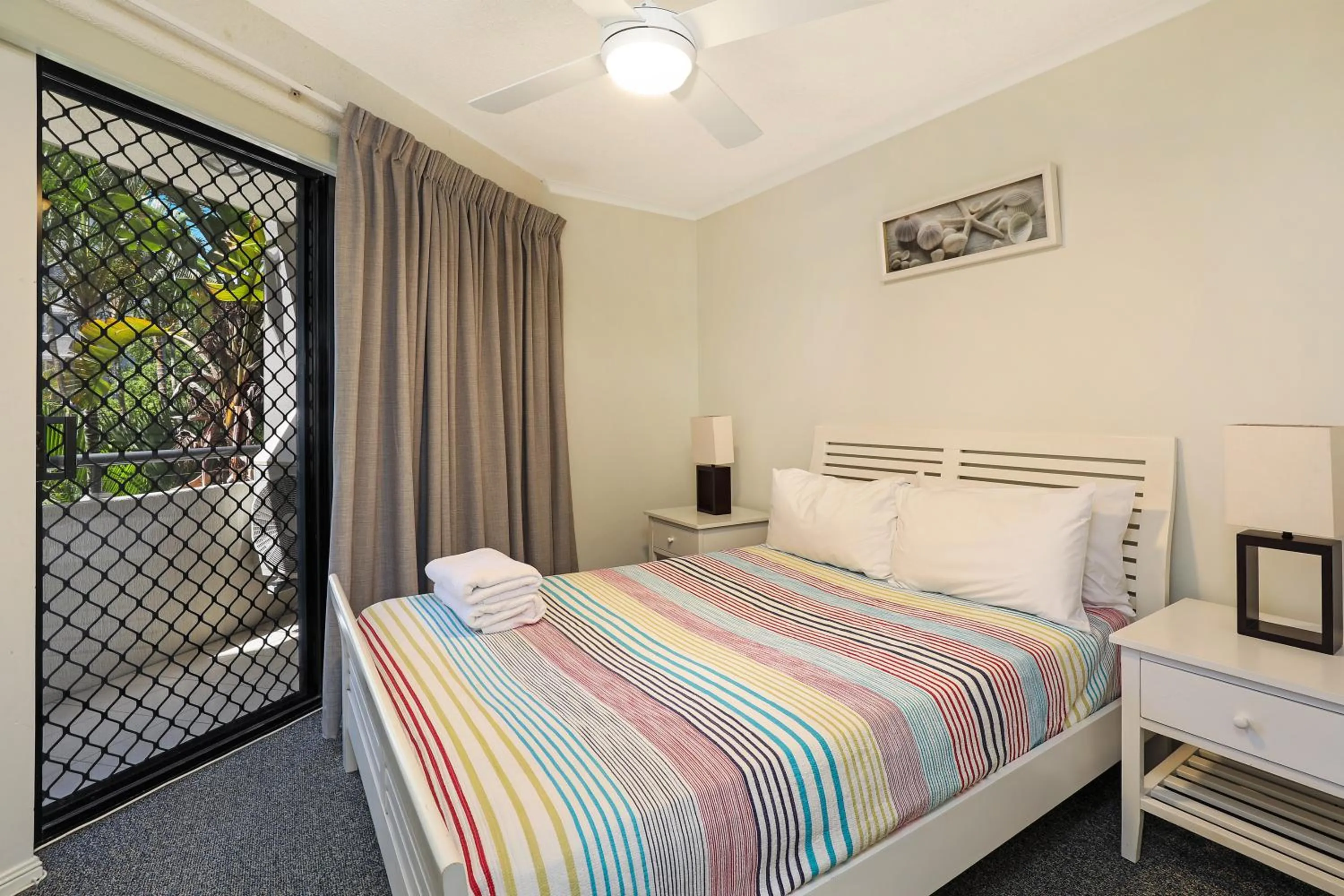 Bedroom, Bed in Spinnaker Quays