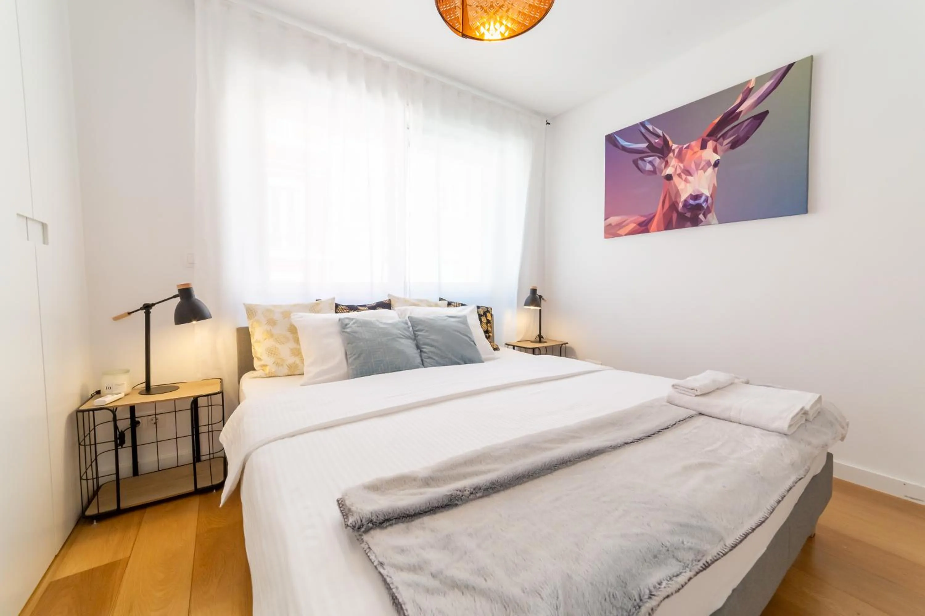 Photo of the whole room, Bed in Industrial Lisbon Apartment