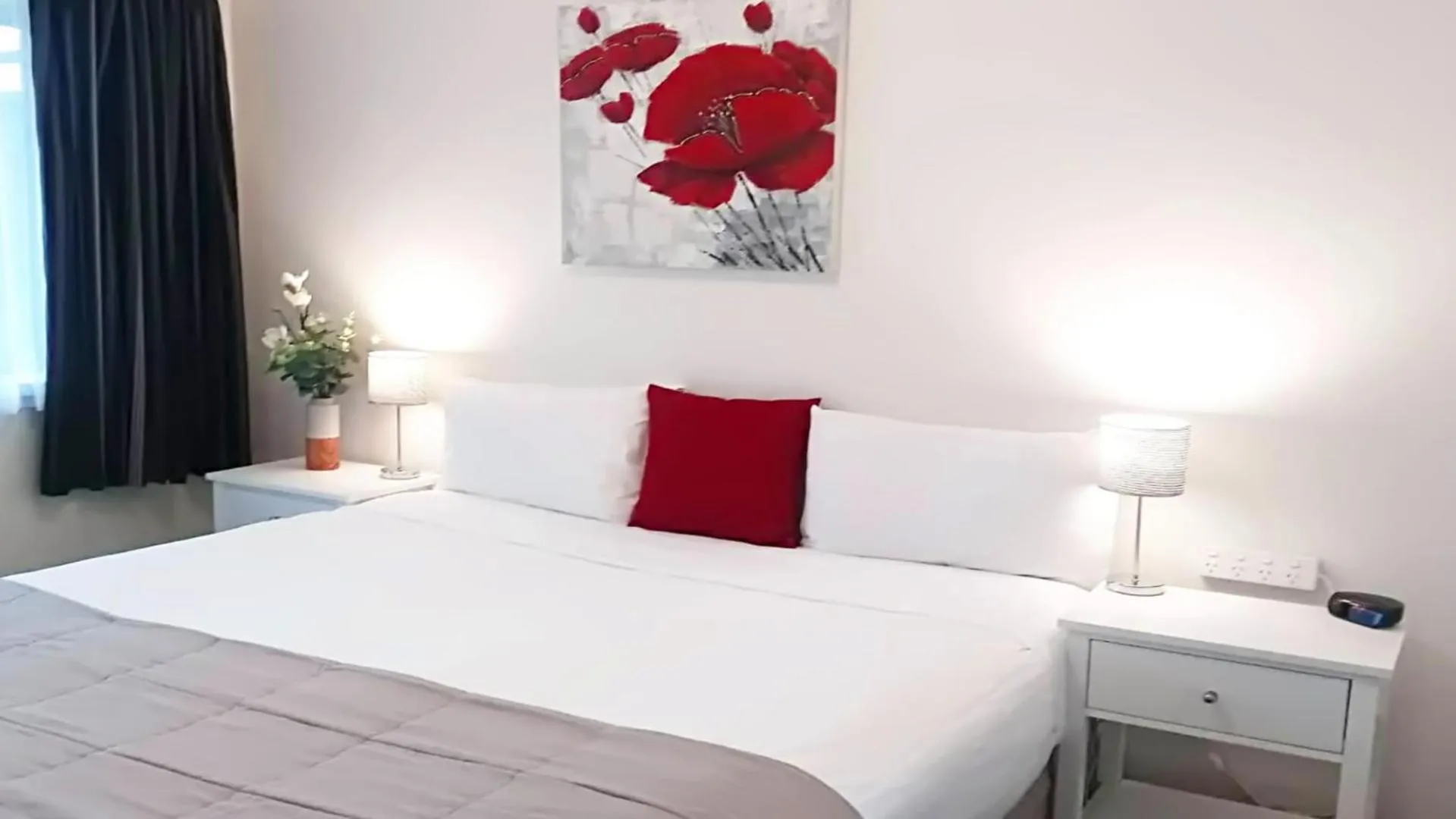 Bed in Almond Court Motel