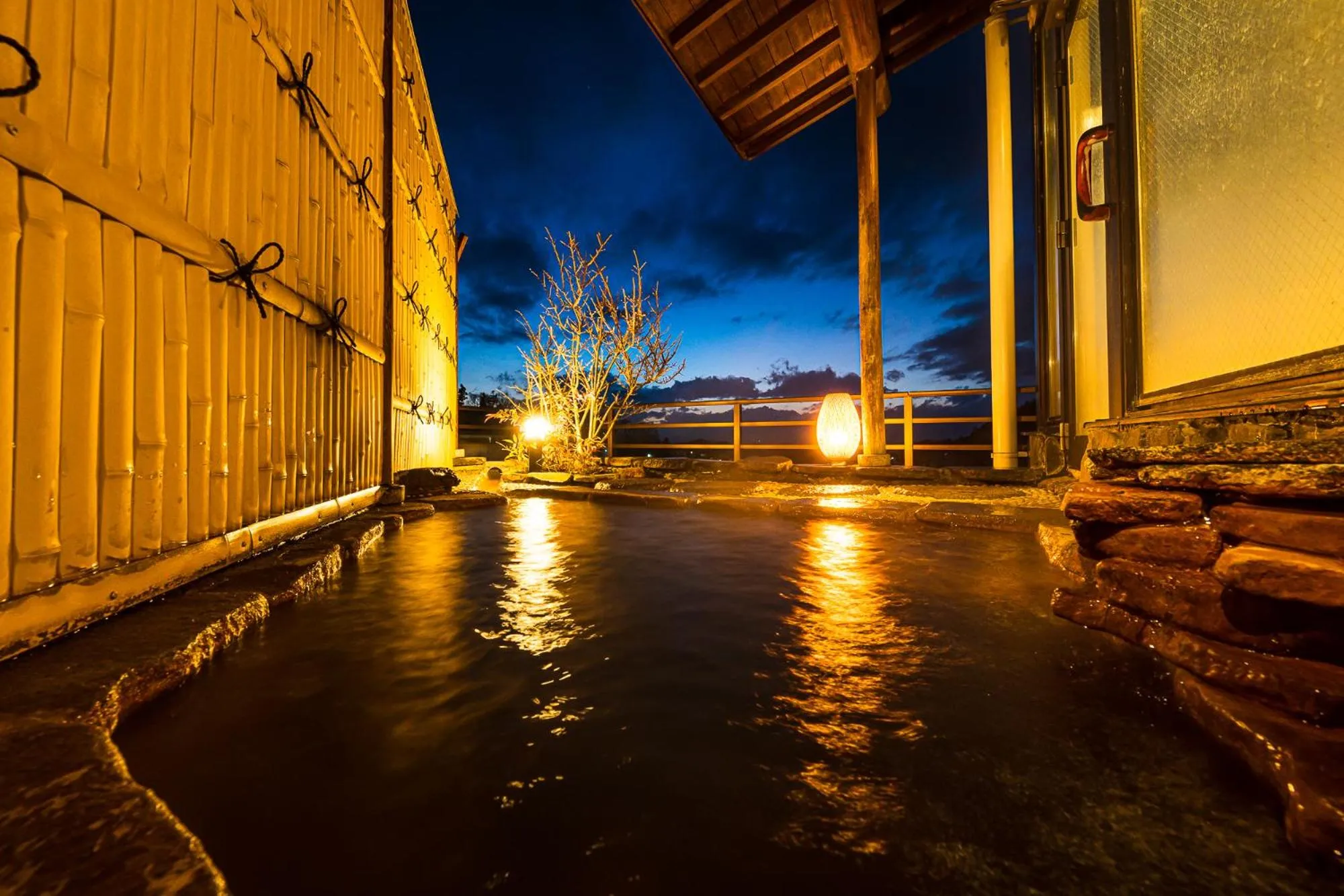 Hot Spring Bath in Suminoyu