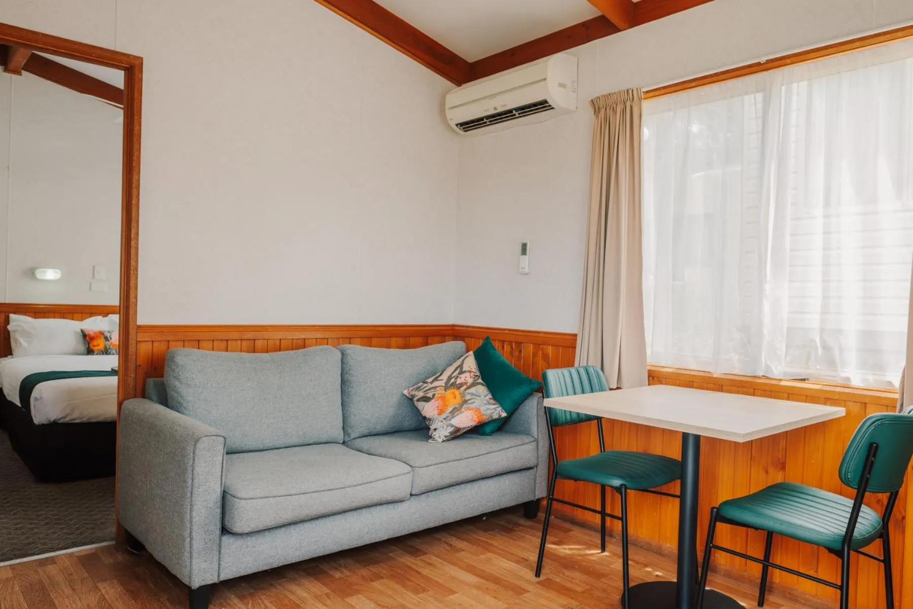 Living room in Alivio Tourist Park Canberra