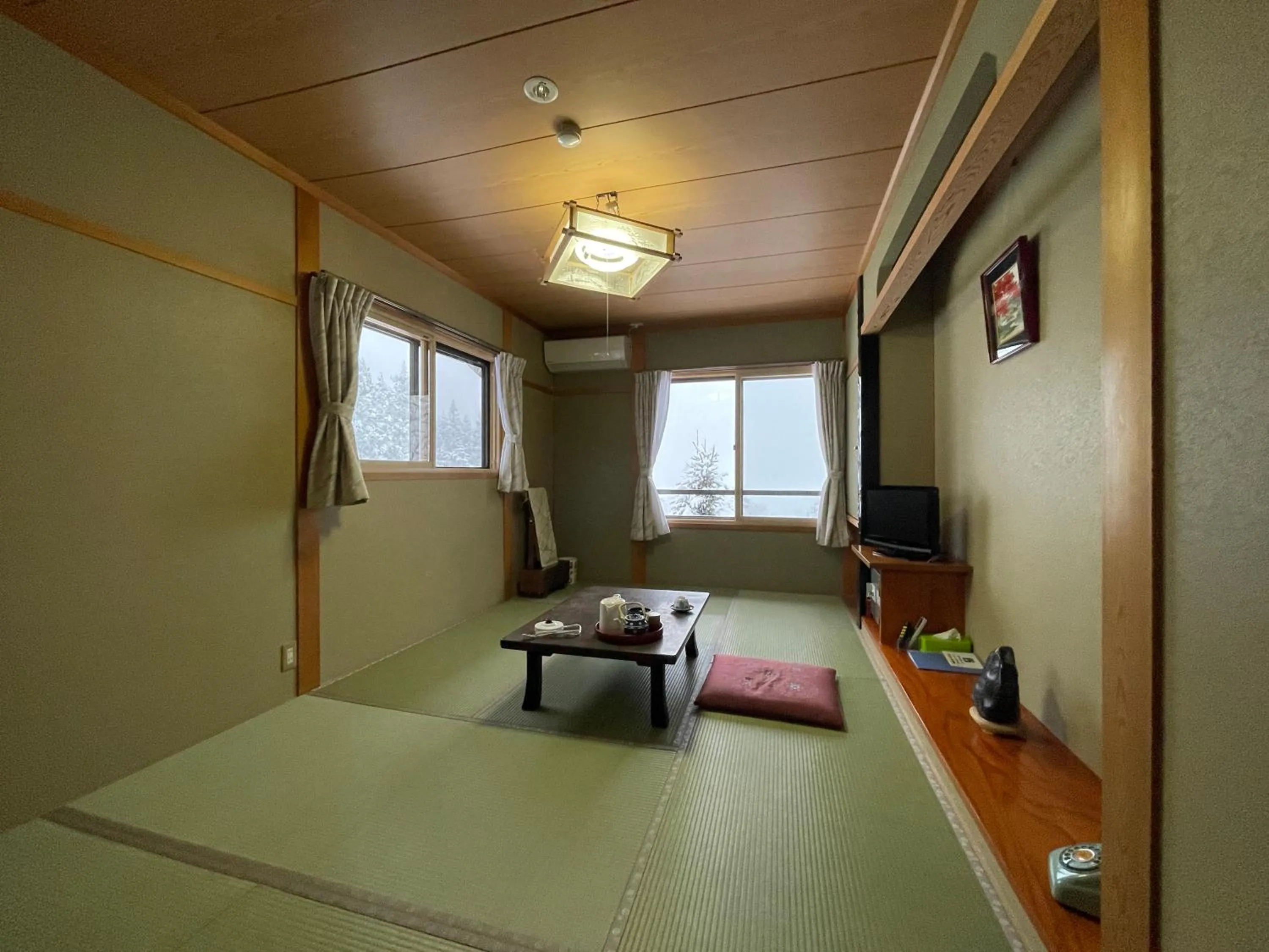 TV and multimedia, Bed in Suisensou