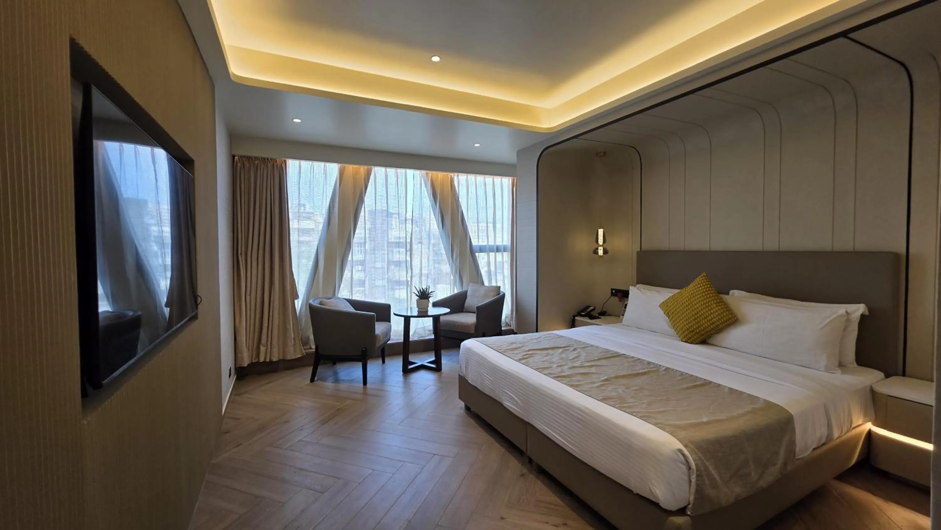 Bedroom, Bed in Dragonfly Hotel - The Art Hotel