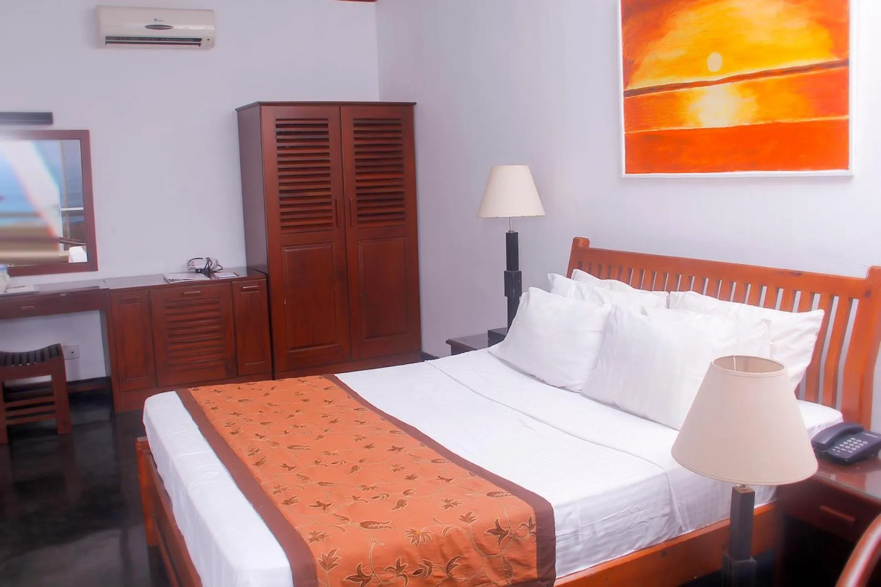 Bed in Sanmali Beach Hotel