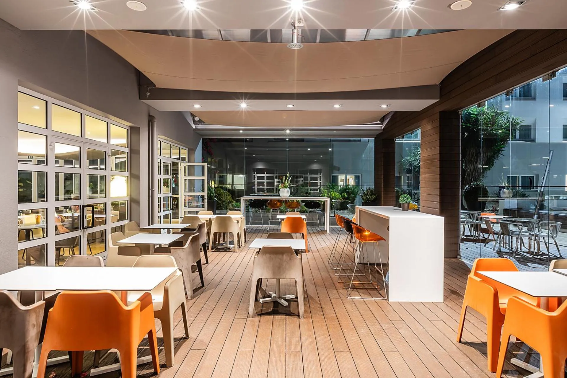 Living room in Novotel Setubal