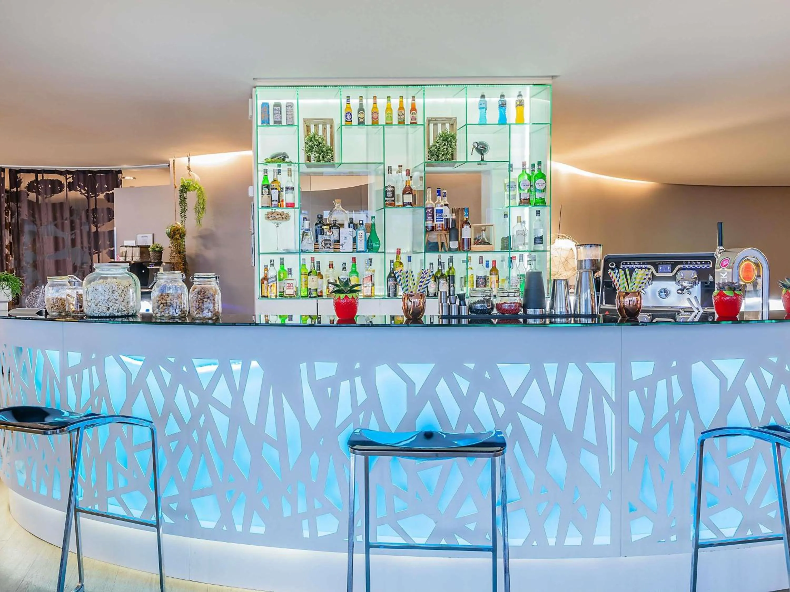 Property building in Novotel Setubal