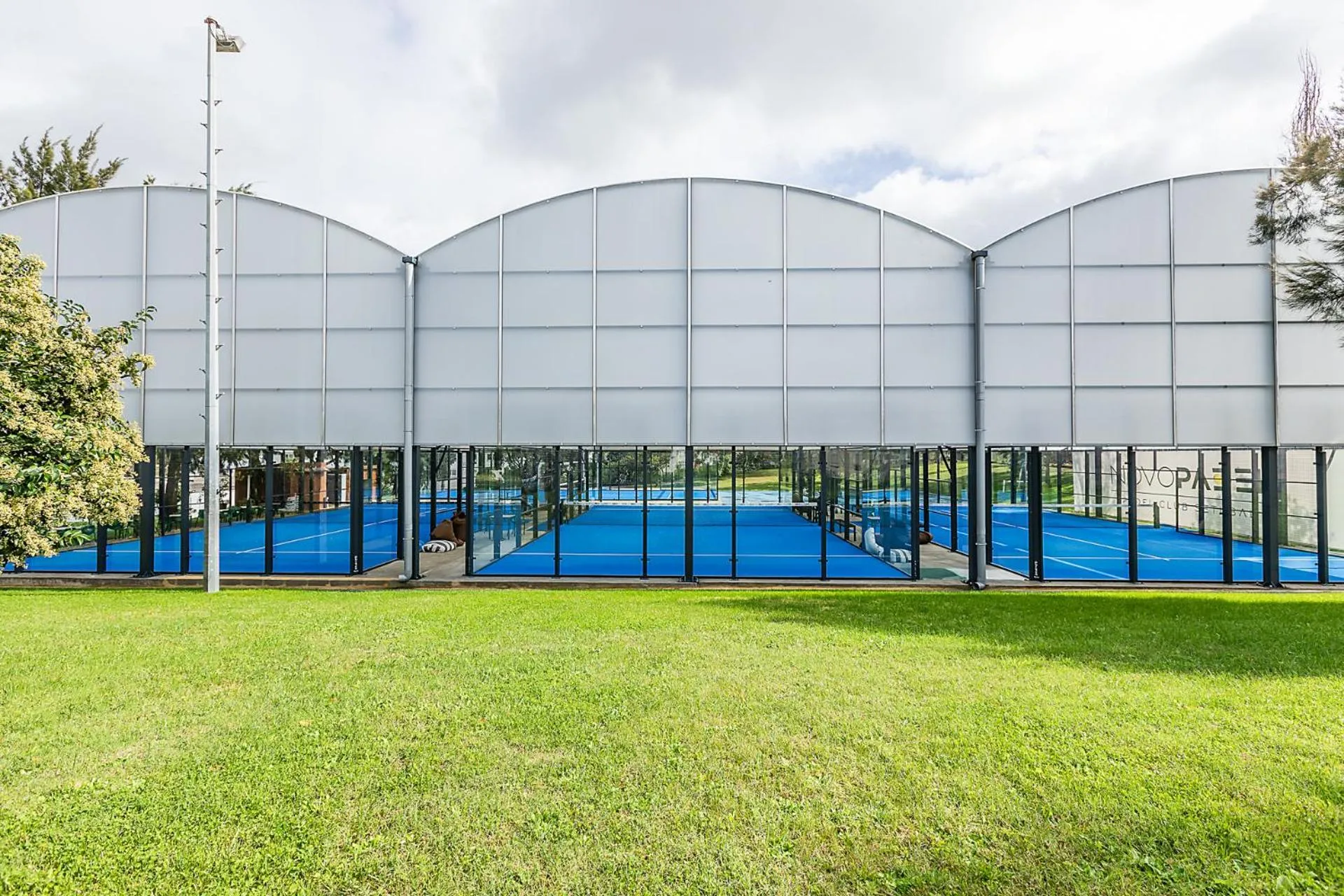 Entertainment in Novotel Setubal