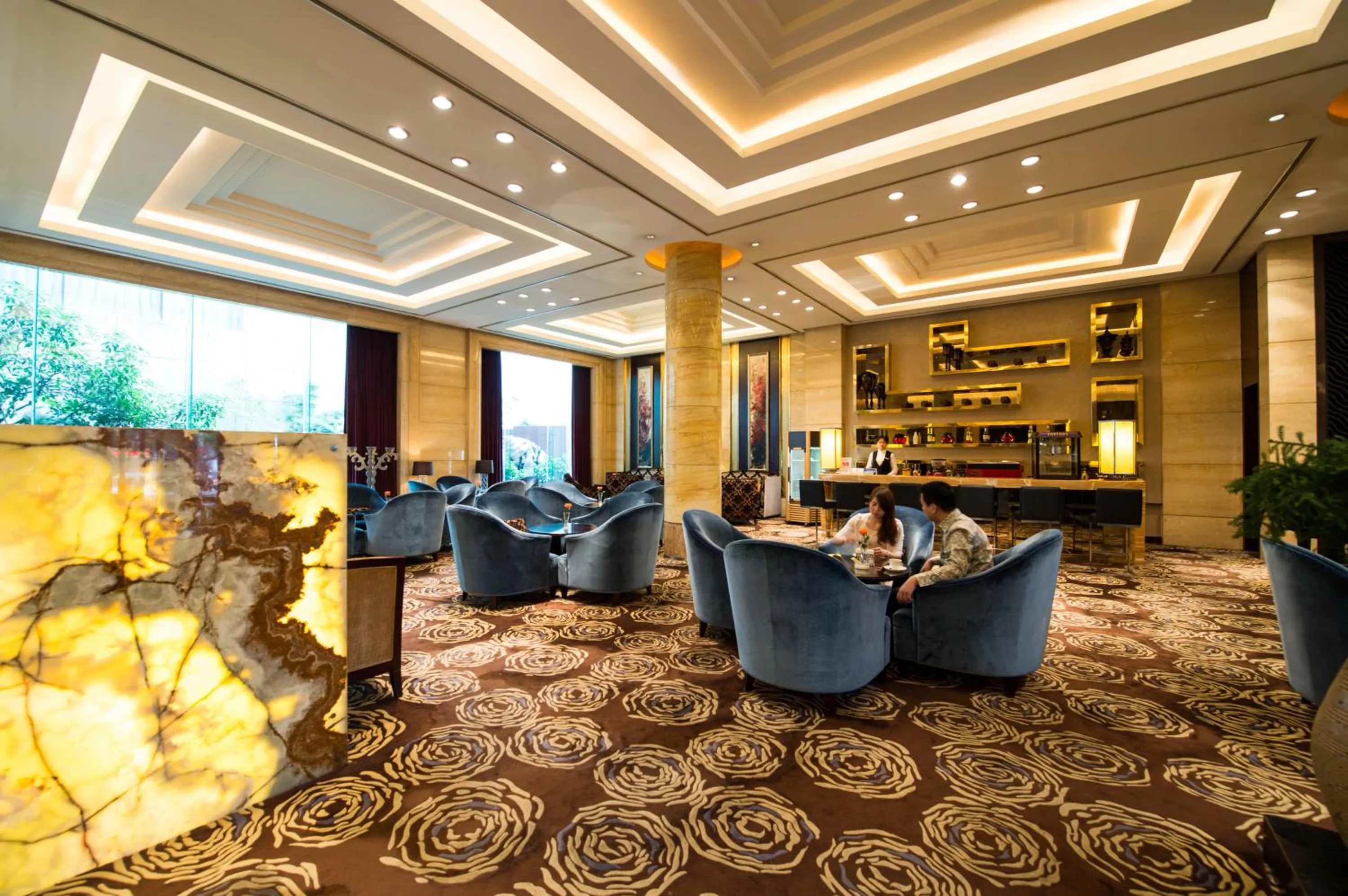 Lobby or reception in Shanghai Yuehua Hotel