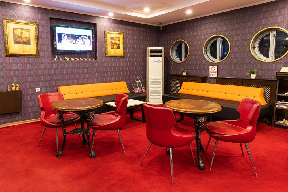 Lobby or reception in Pamuk City Hotel