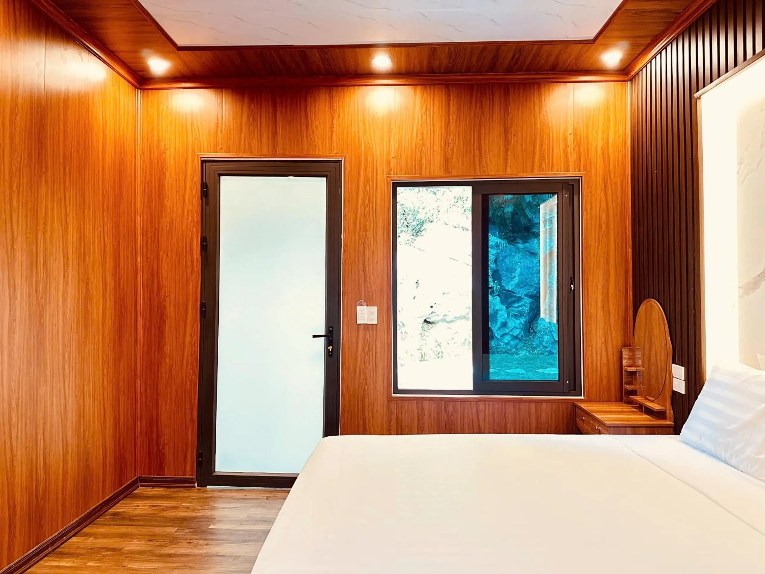 Bed in Tam Coc Rocky Bungalow