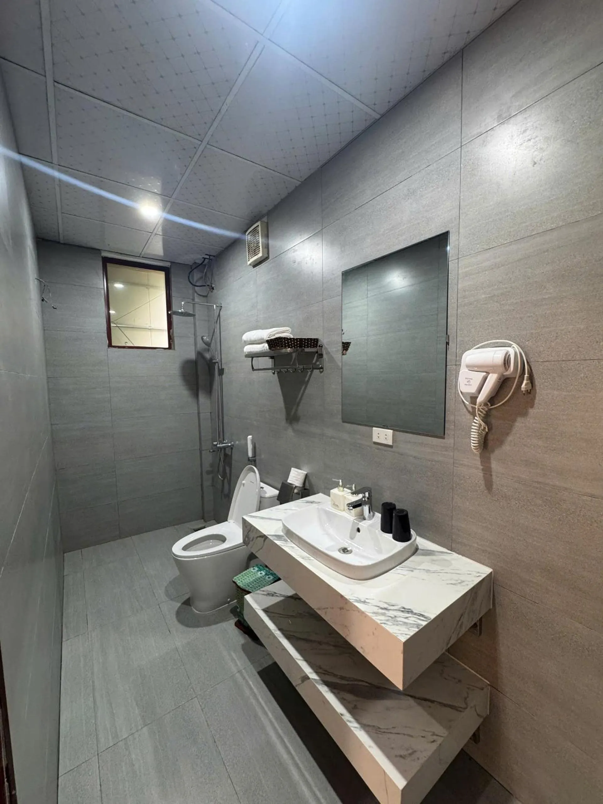 Shower in Tam Coc Rocky Bungalow