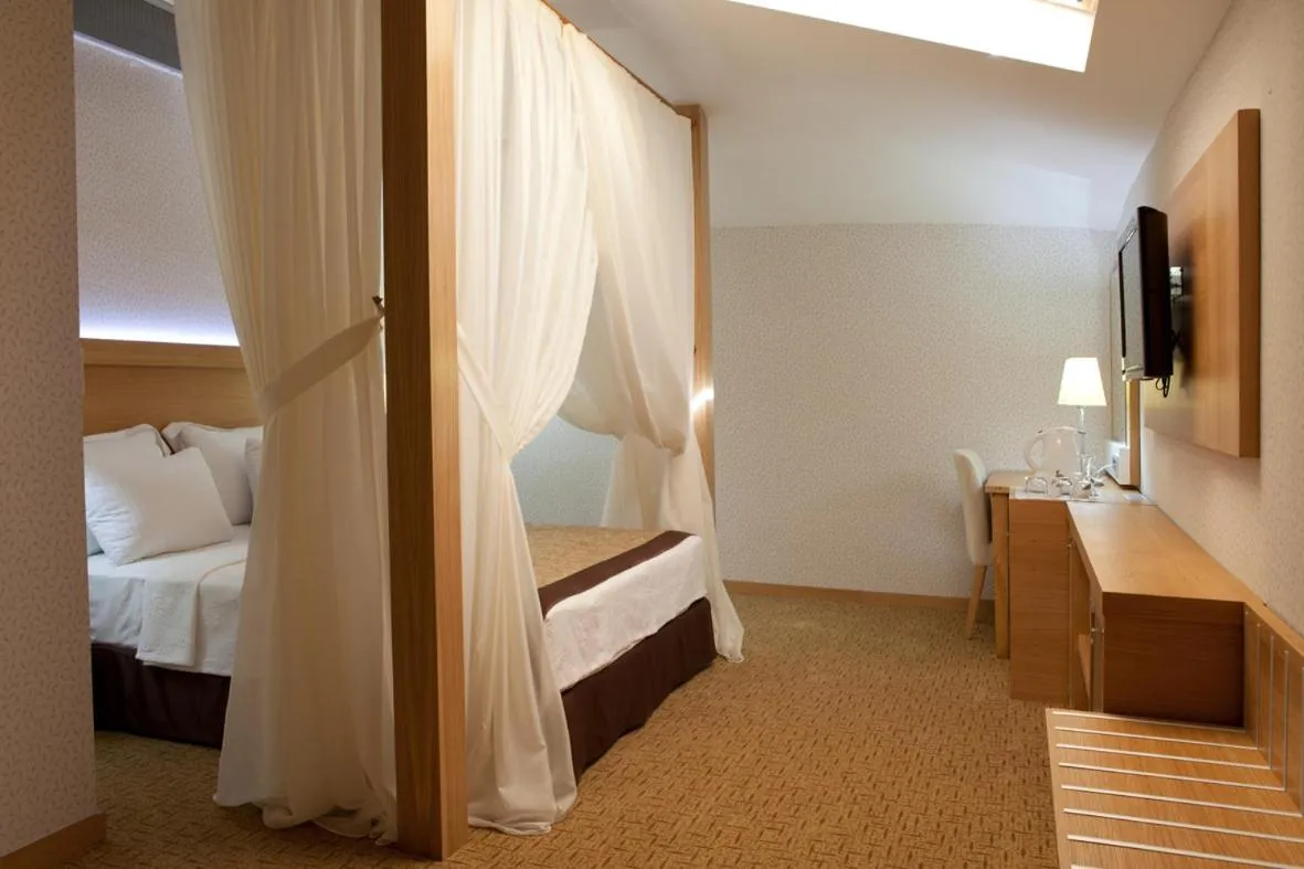 Bedroom, Bed in Siir Boutique Hotel