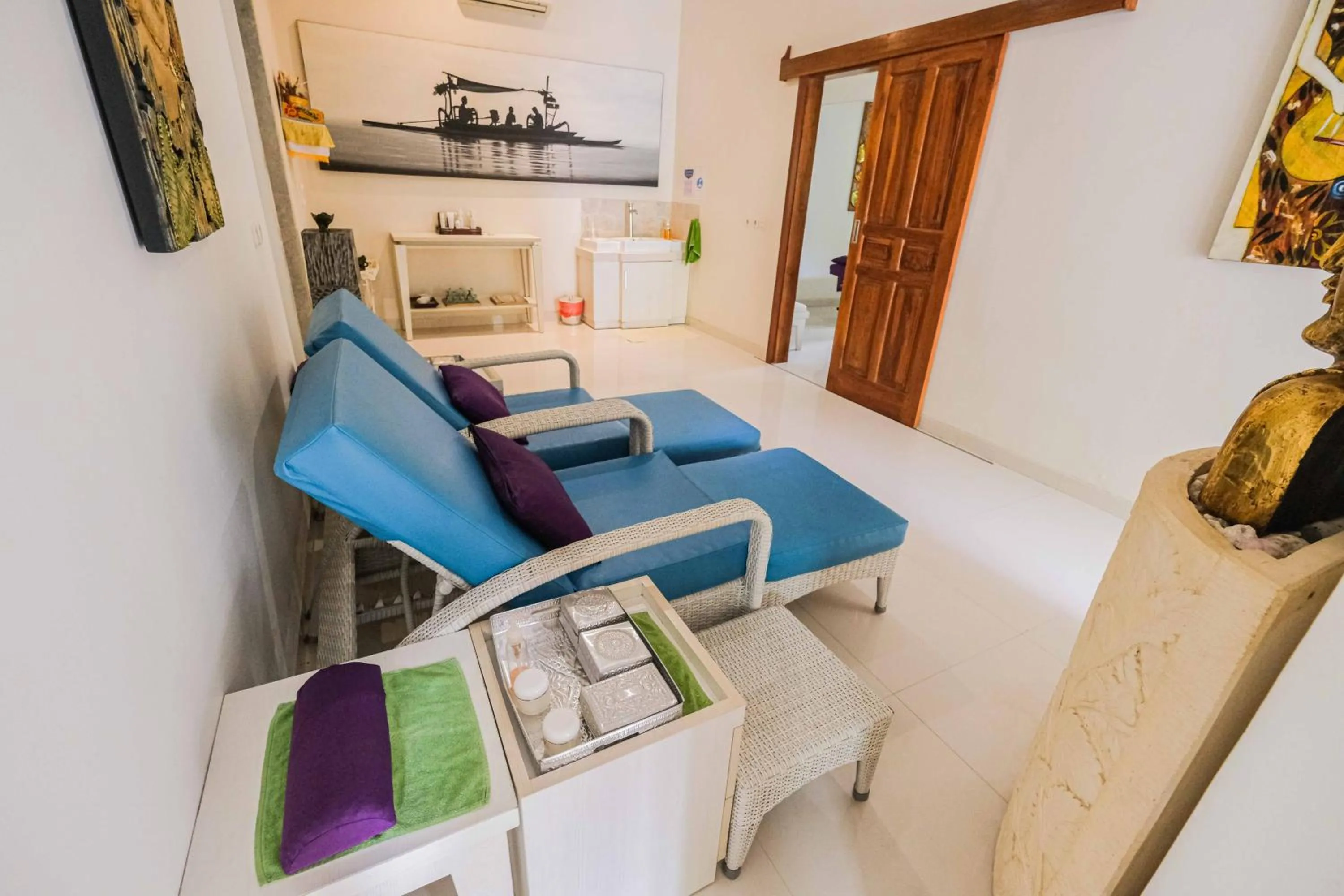 Massage in Poinciana Resort