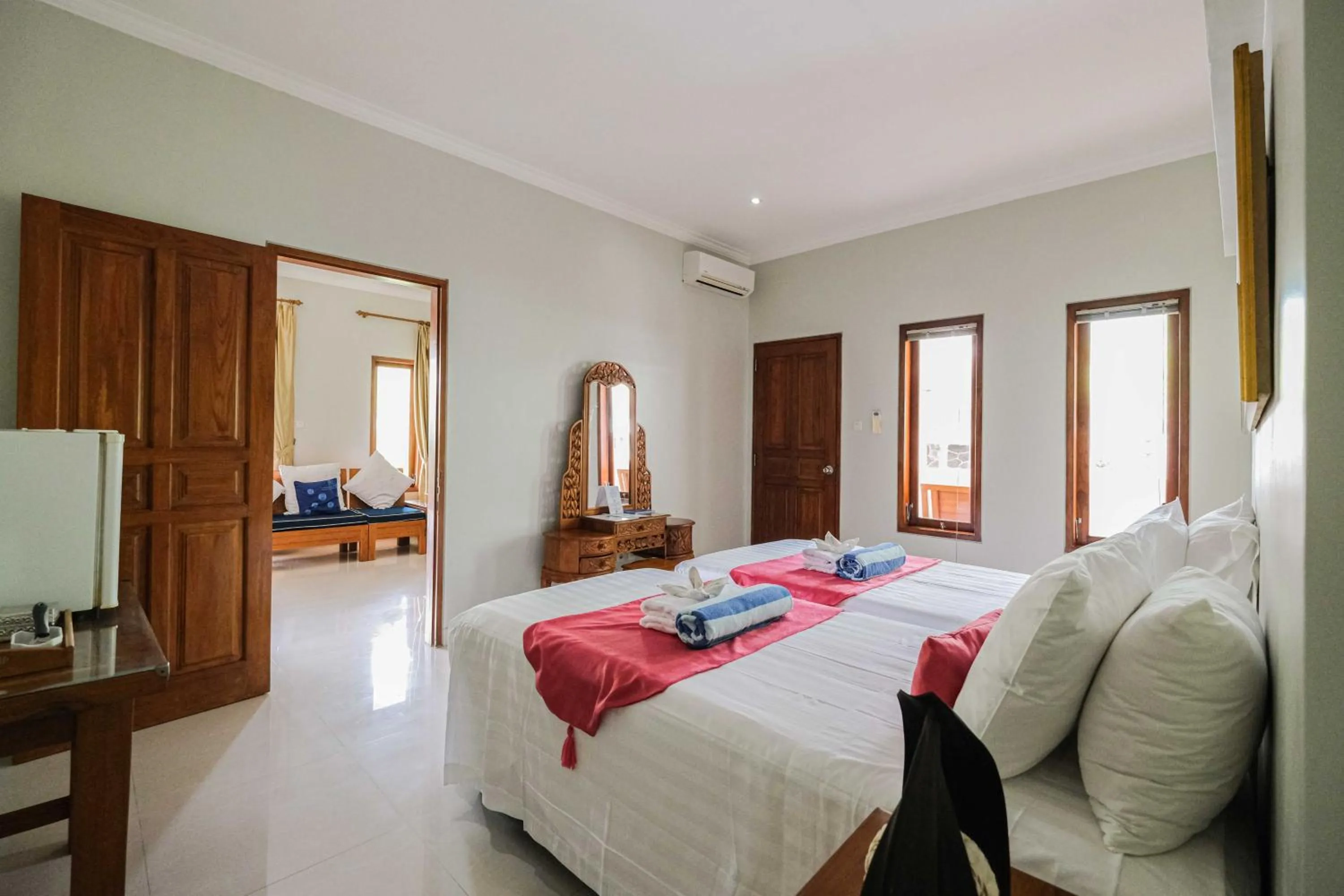 Bed in Poinciana Resort