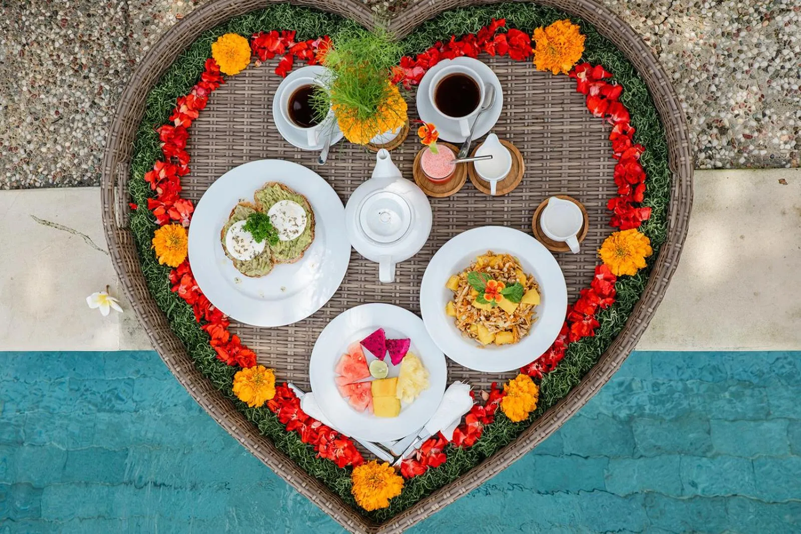 Food in Poinciana Resort