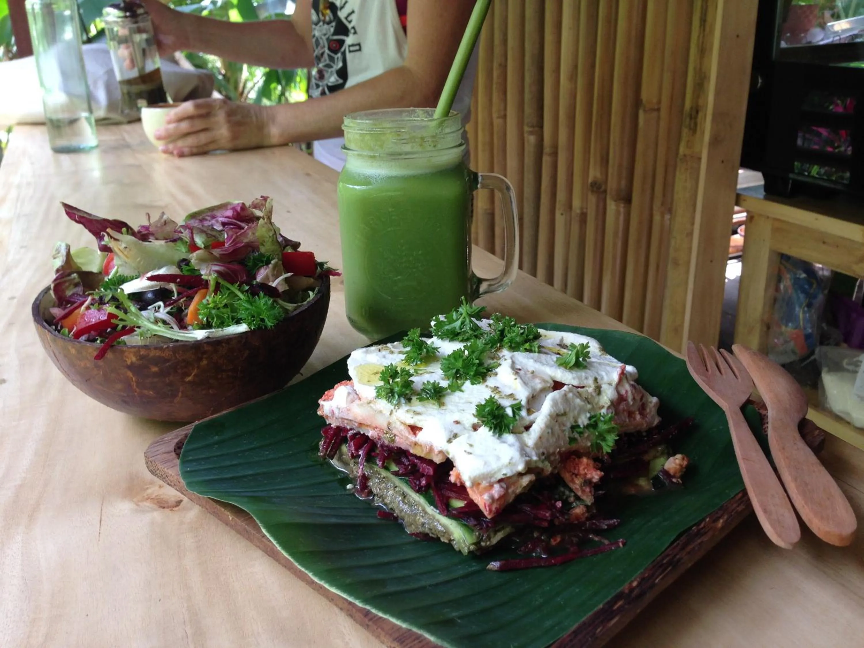 Food and drinks in Poinciana Resort