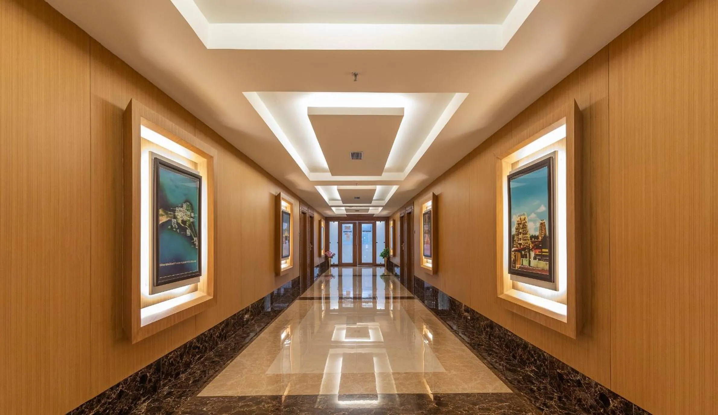 Lobby or reception in Hotel ARJUNAA