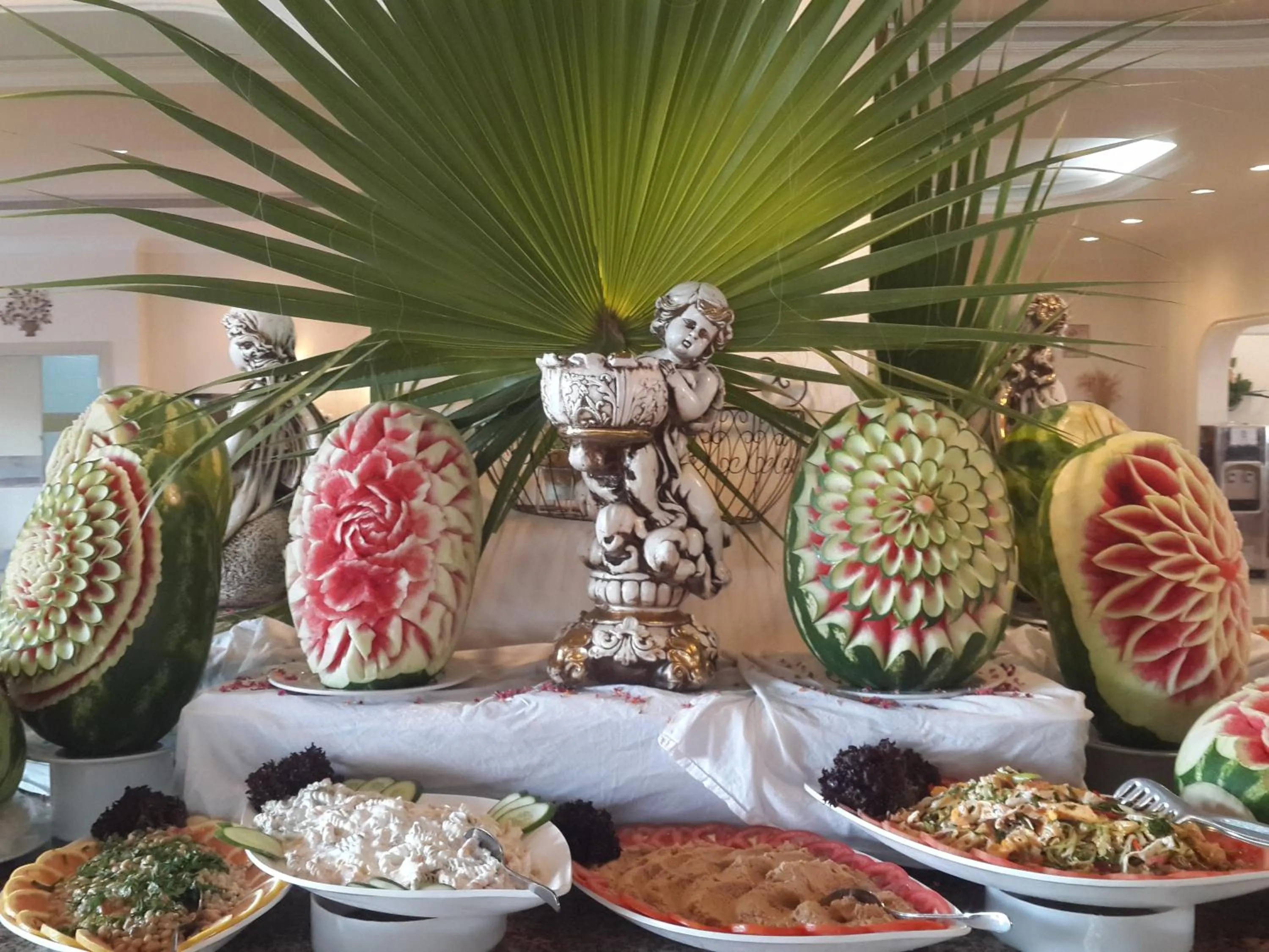 Food and drinks in Club Turtas Beach - All Inclusive