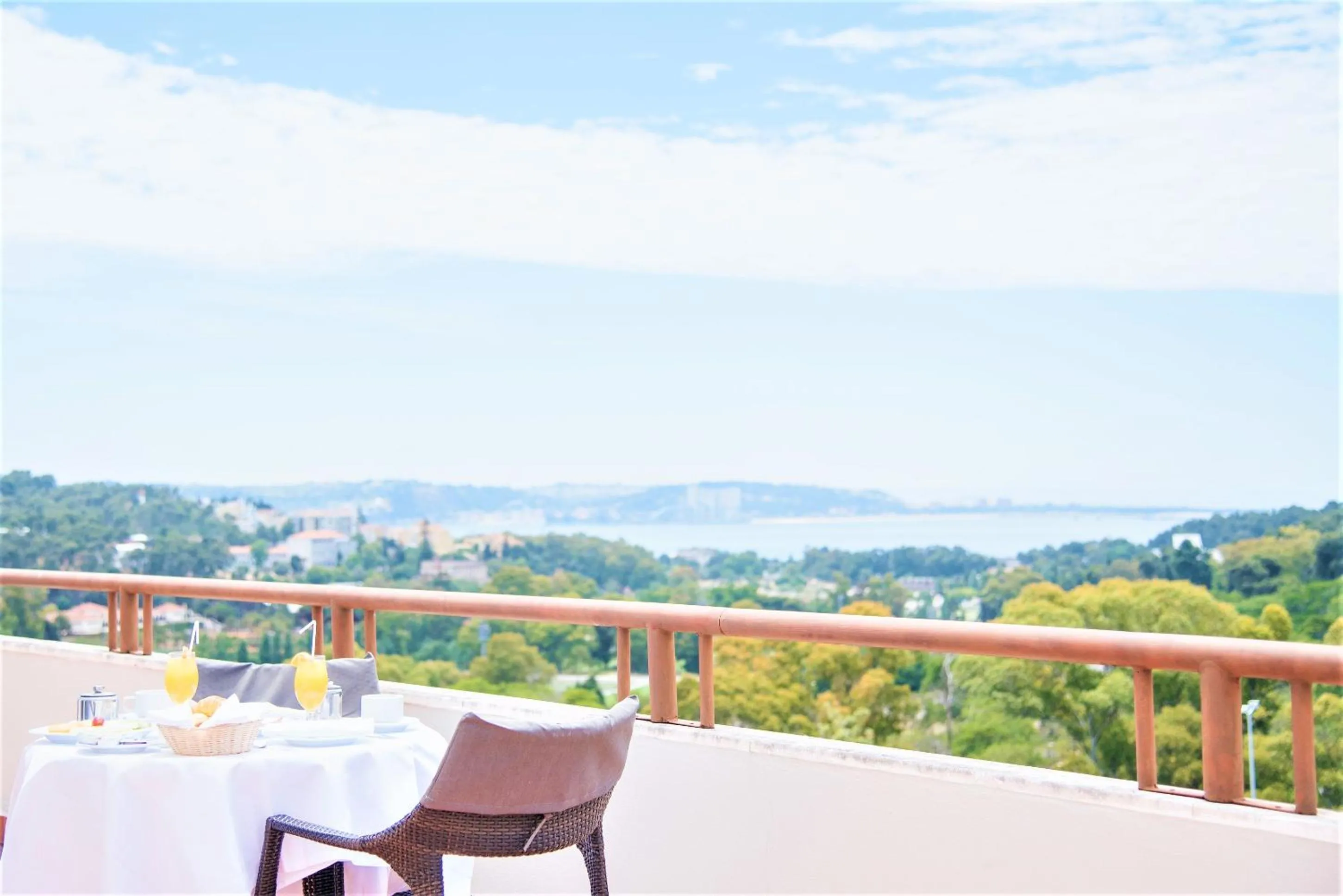 Balcony/Terrace in Amazonia Jamor Hotel