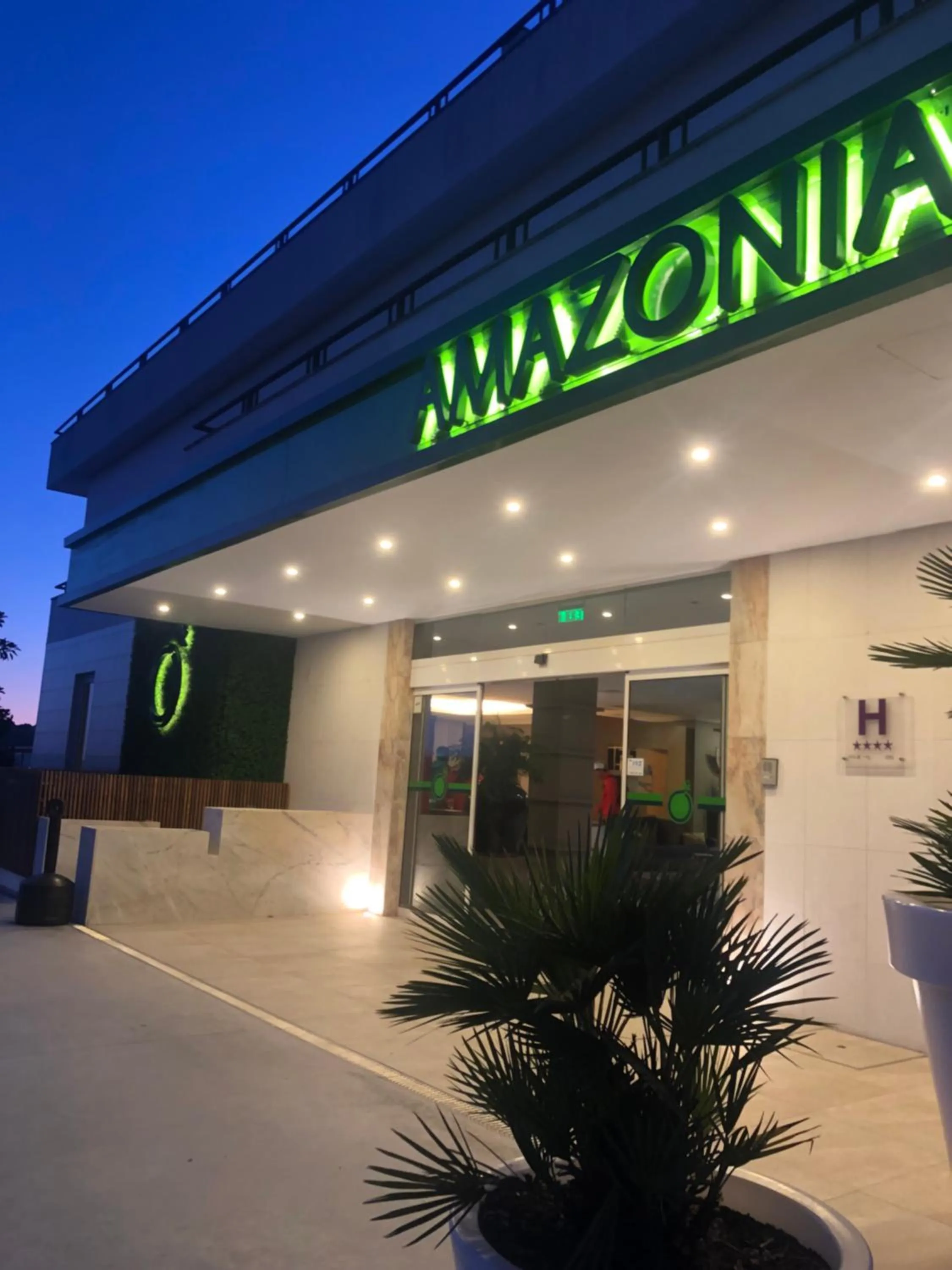 Facade/entrance in Amazonia Jamor Hotel