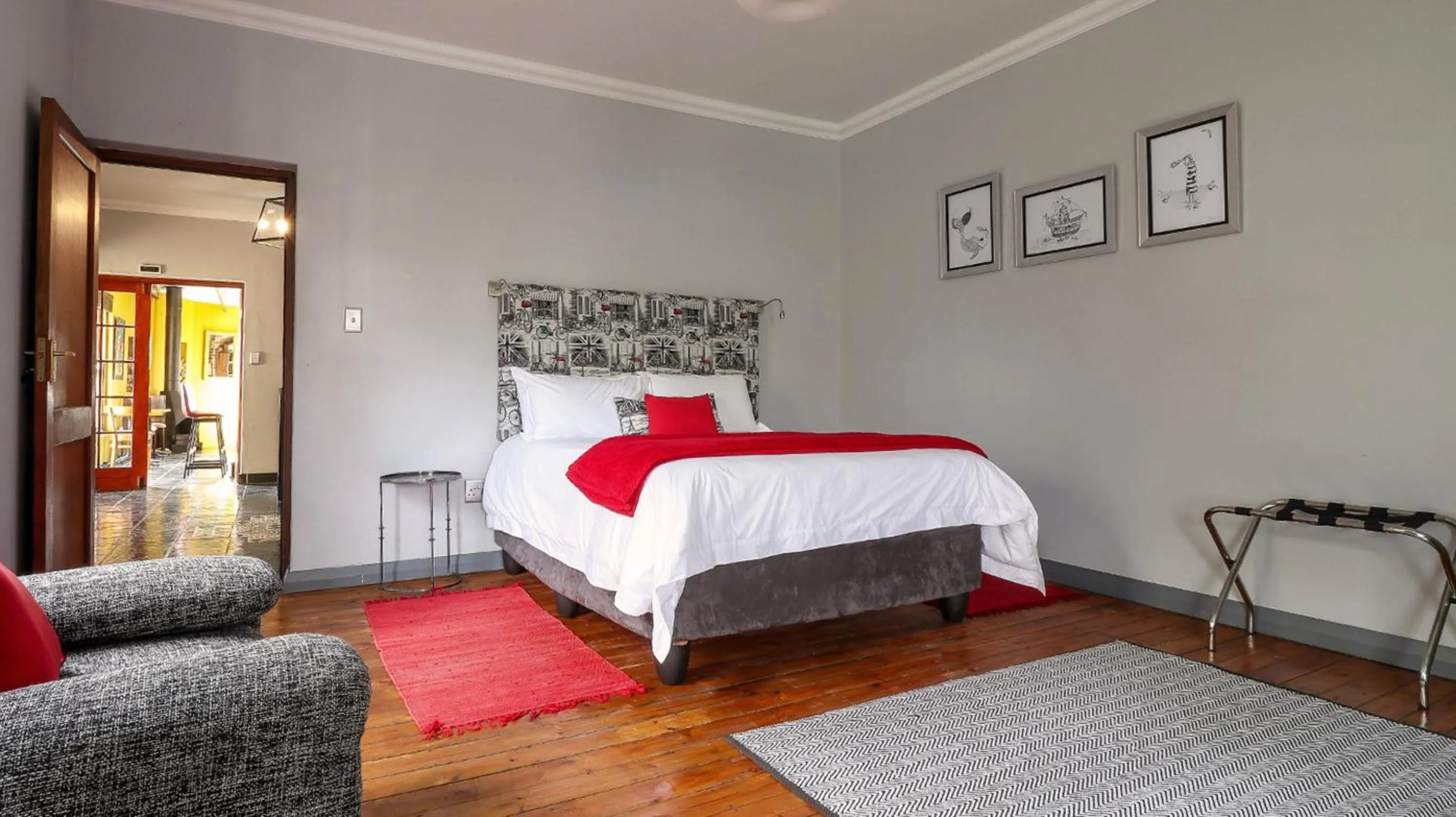 Bedroom, Bed in Port Del Mar Guesthouse