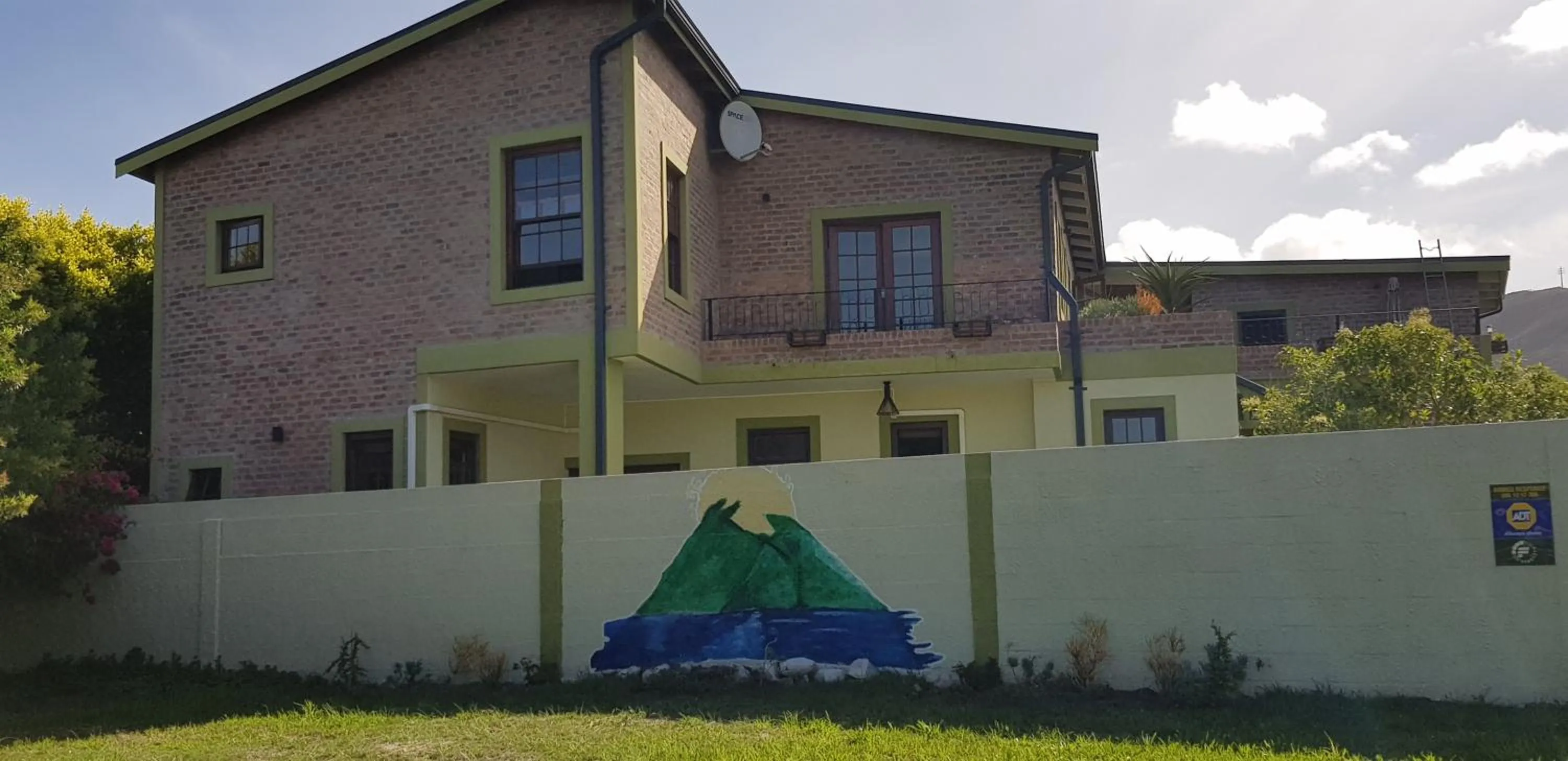 Property building in Port Del Mar Guesthouse