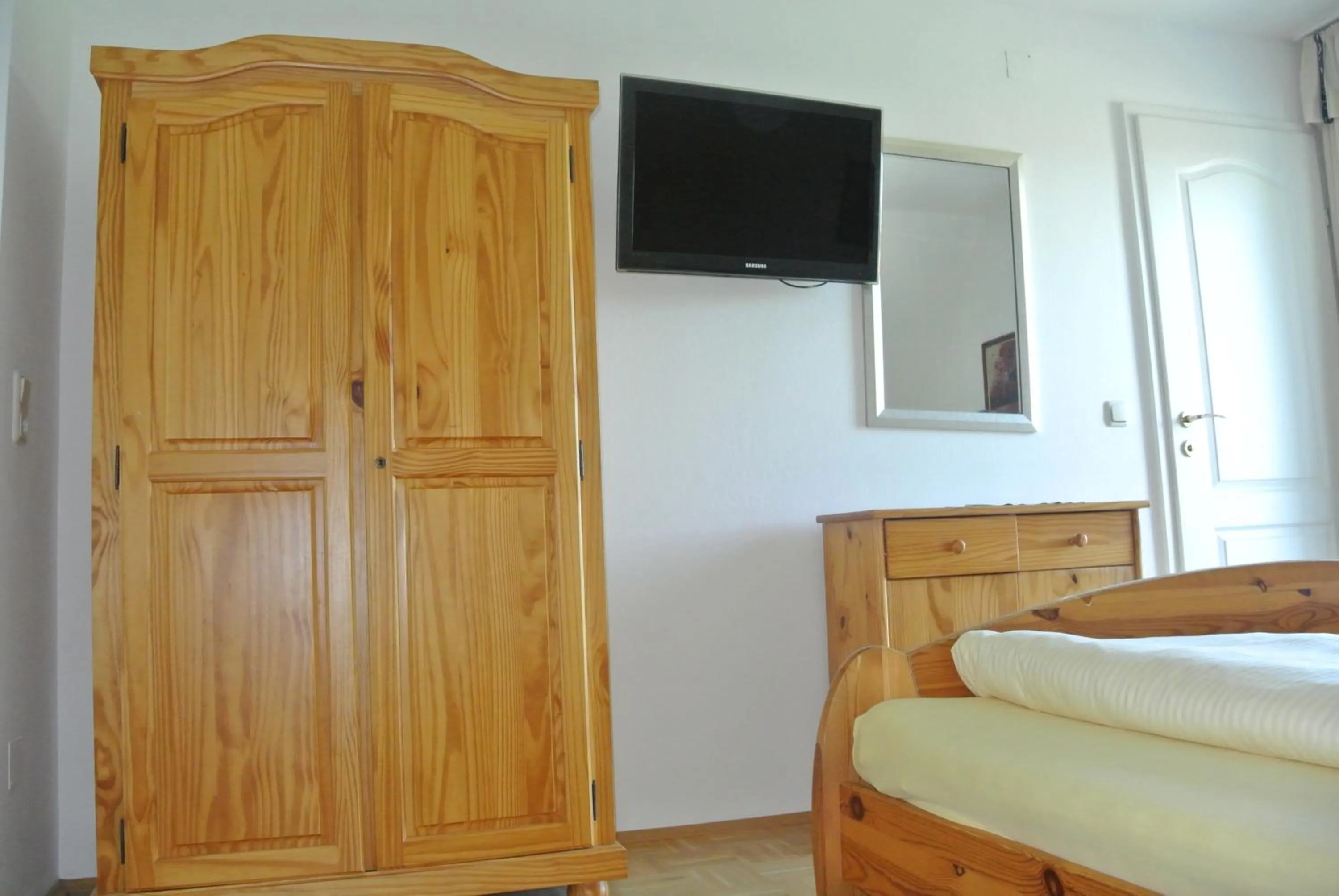 Bedroom, Bed in Gästehaus Christa ****